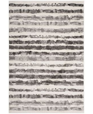 Adirondack ADR126 5'1" x 7'6" Area Rug