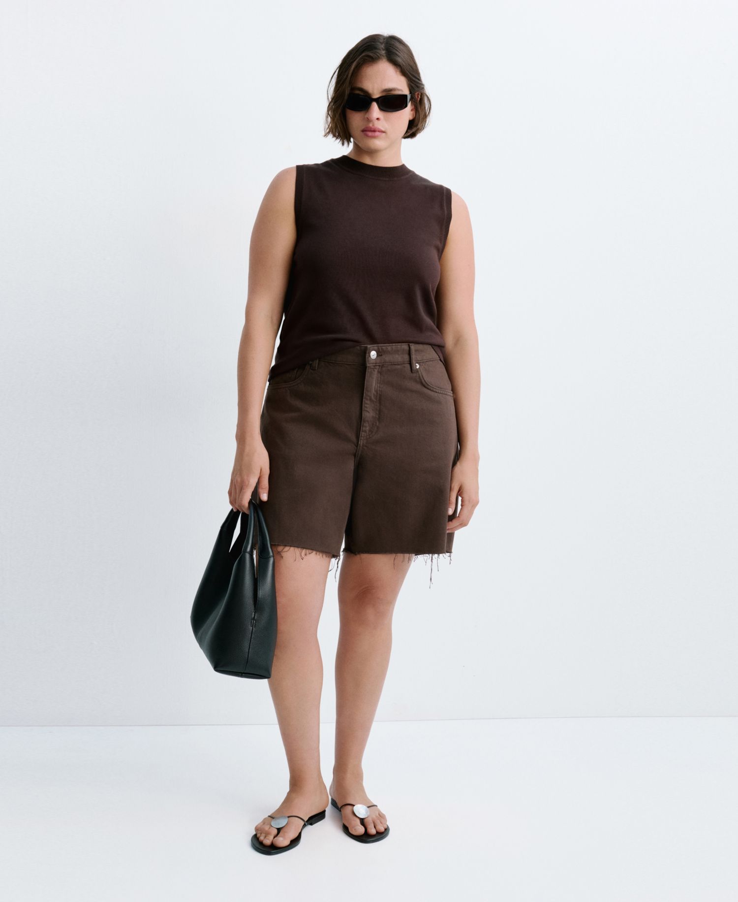 Women's Frayed Hem Straight Bermuda Shorts
