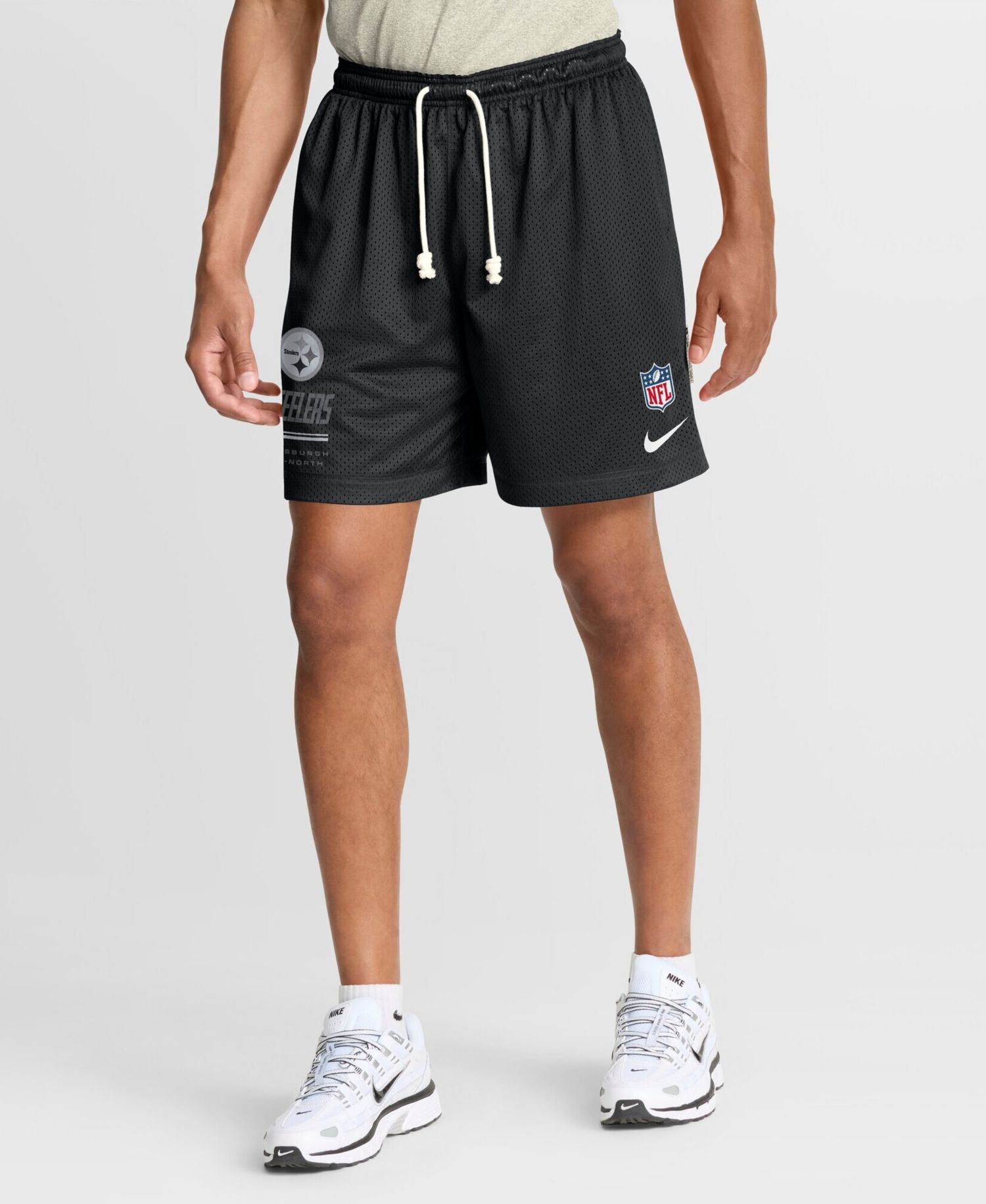 Men's Black/Platinum Pittsburgh Steelers Sideline Standard Issue Dri-FIT Reversible Shorts