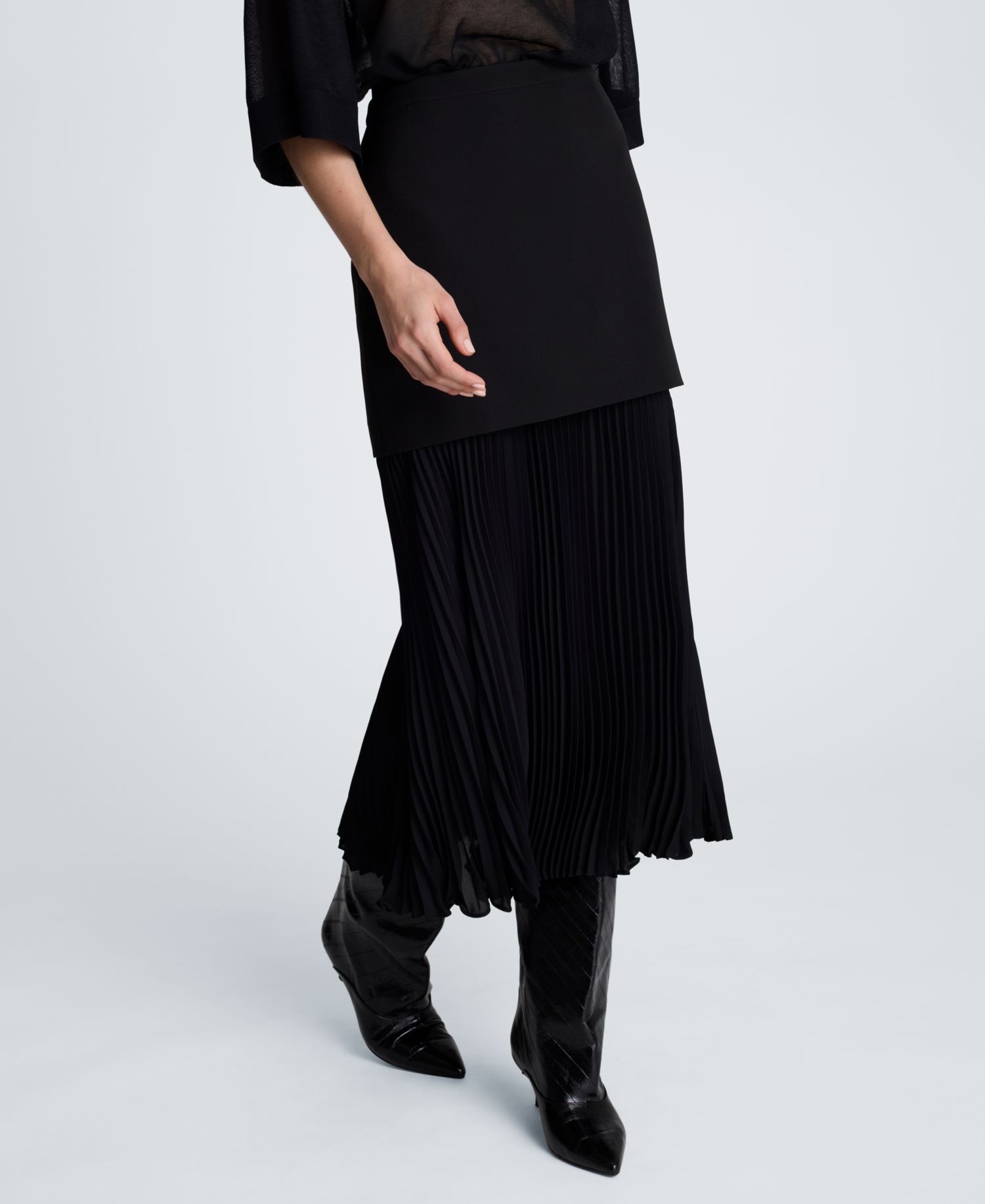 Women's Pleated Maxi Skirt