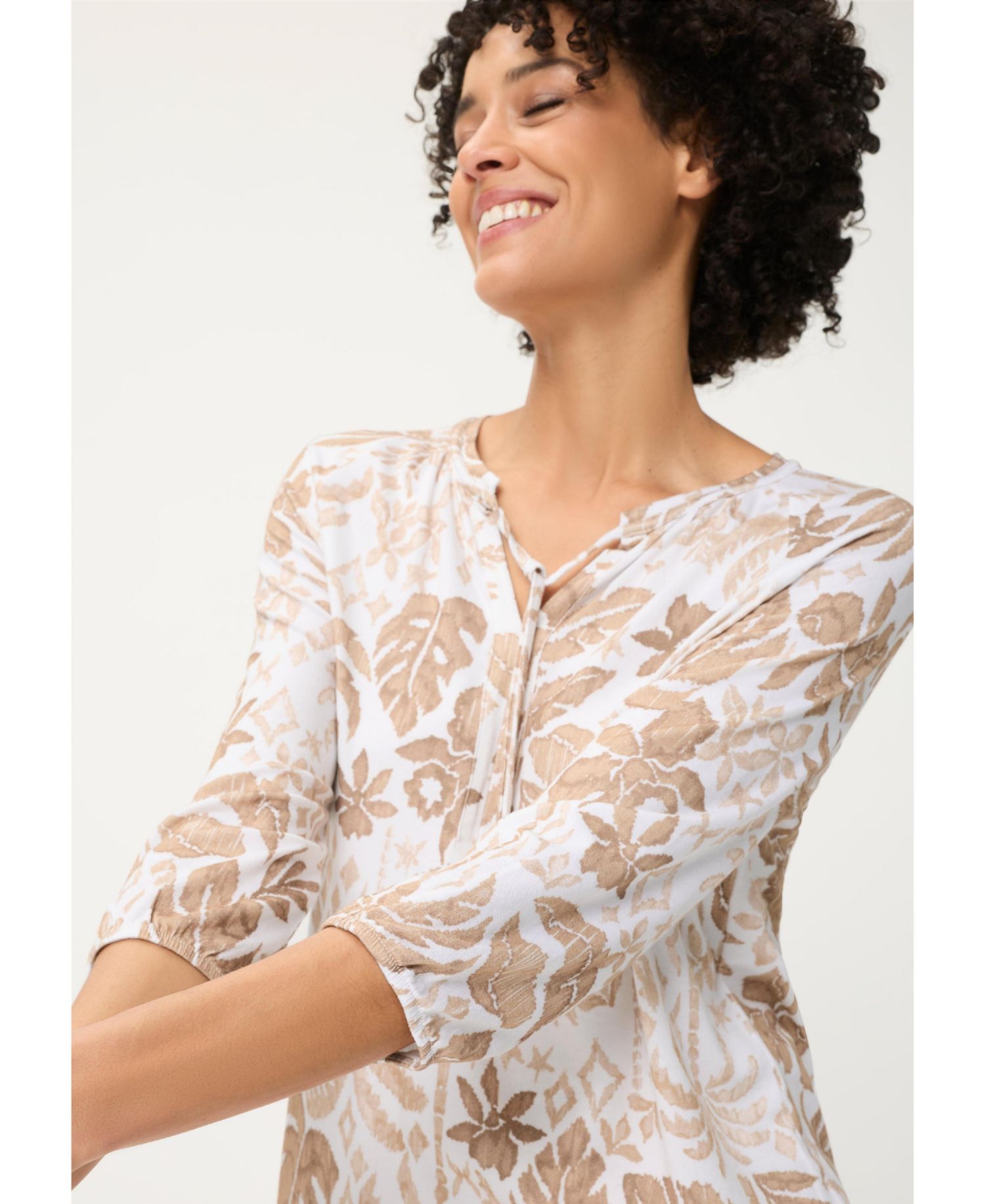 Women's Ornamental Botanic Print Tunic T-Shirt