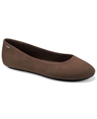 Women's Moonira Round Toe Ballet Flats