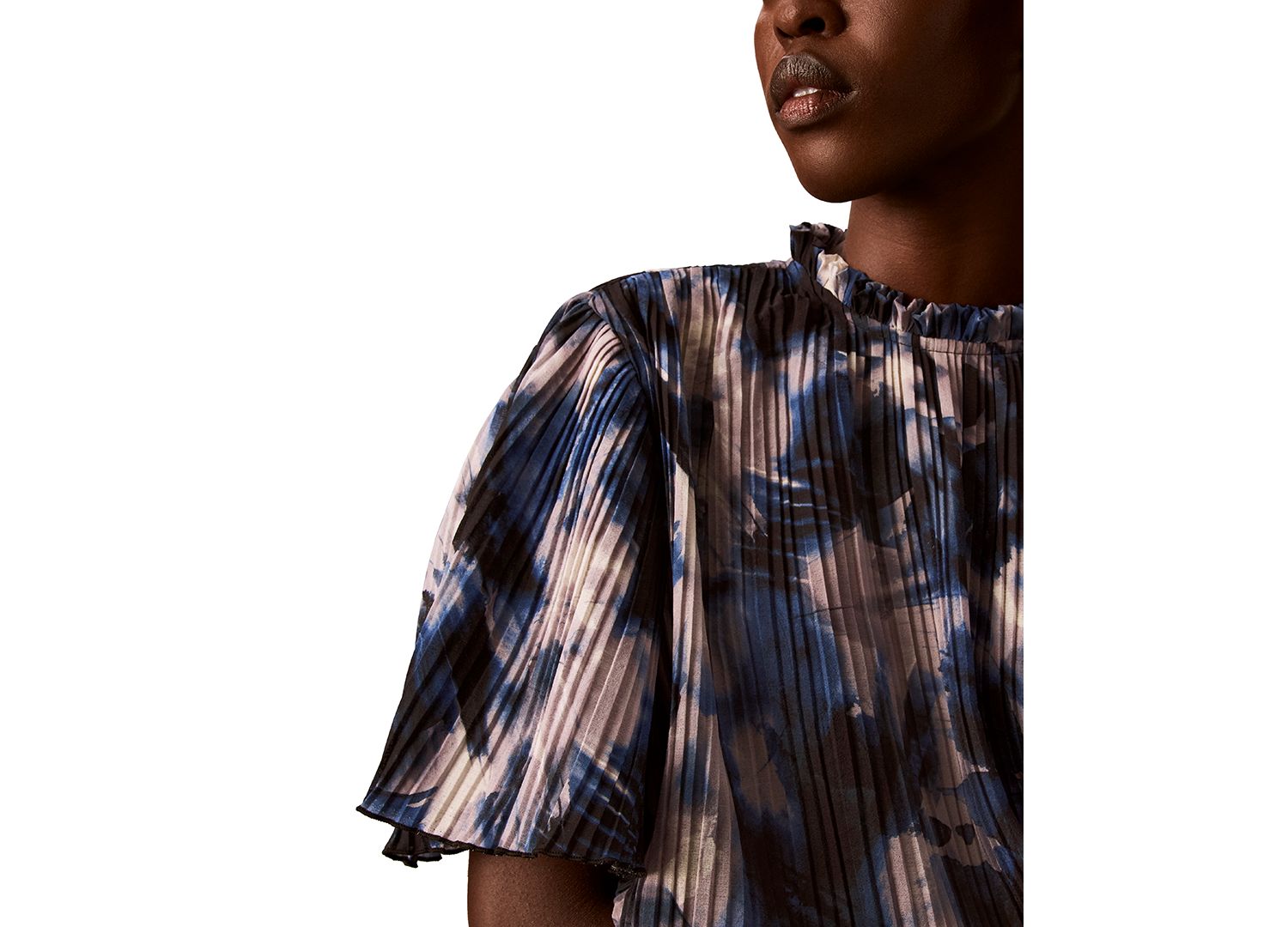 Petite Printed Ruffle Collar Top