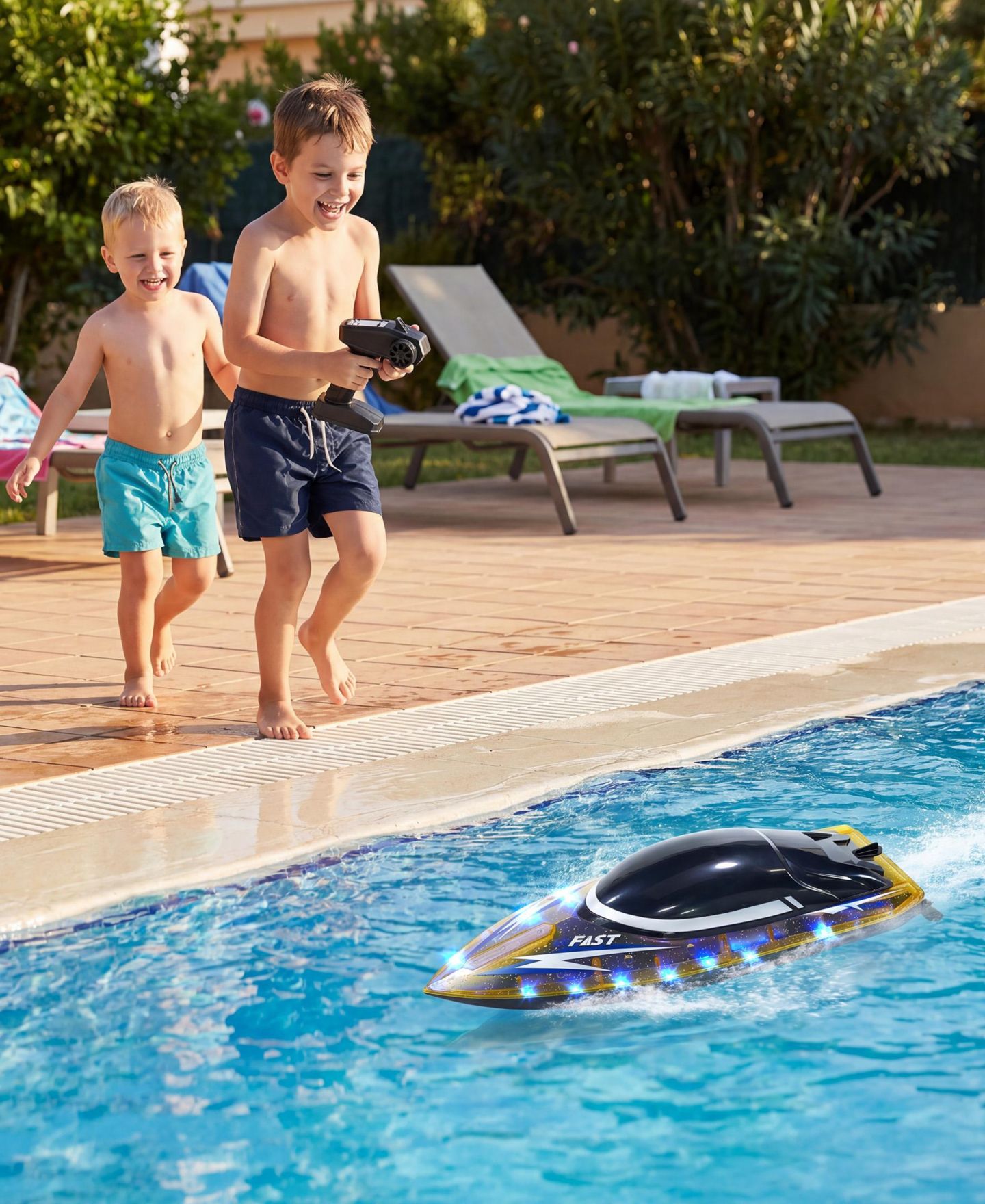 Детская игрушка SUGIFT Remote Control Boat 30KMH High Speed RC Racing Boat for Pool Lake Kids, цвет: Жёлтый — фото 9
