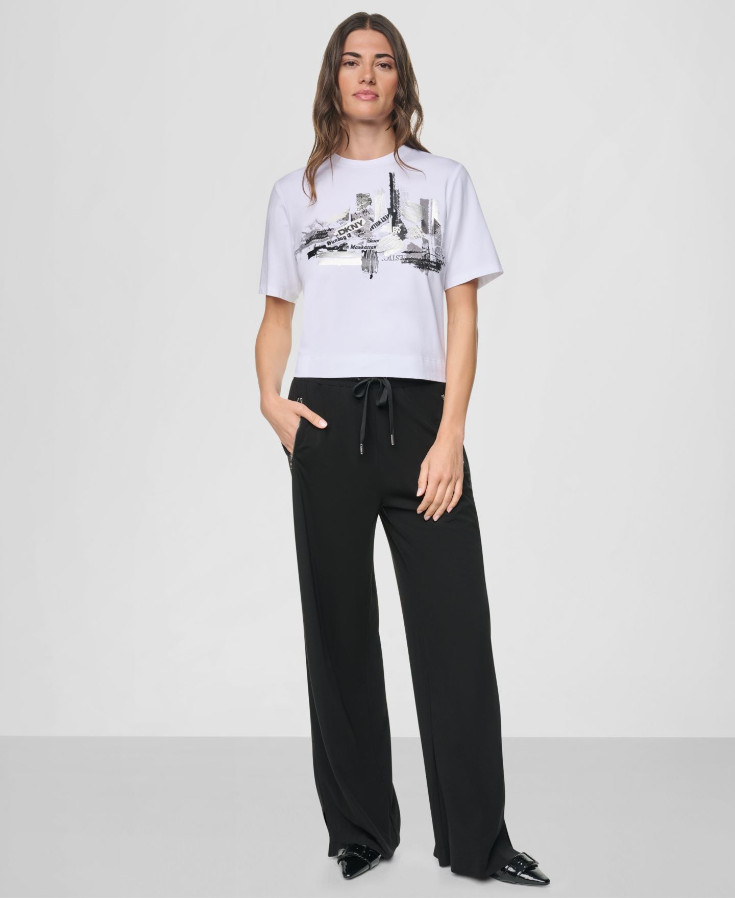 Женская футболка DKNY Studded City Graphic Short-Sleeve, цвет: Белый — фото 2