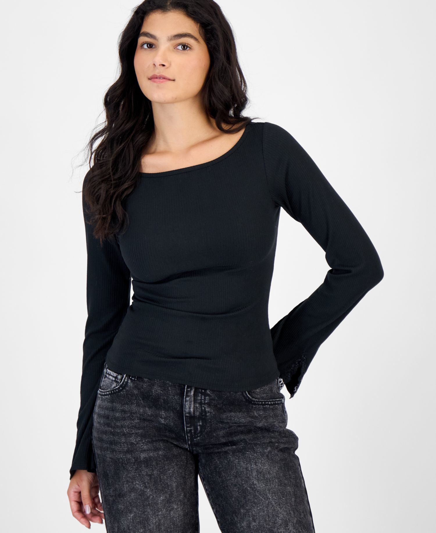 Juniors' Ribbed Lace Long-Sleeve T-Shirt