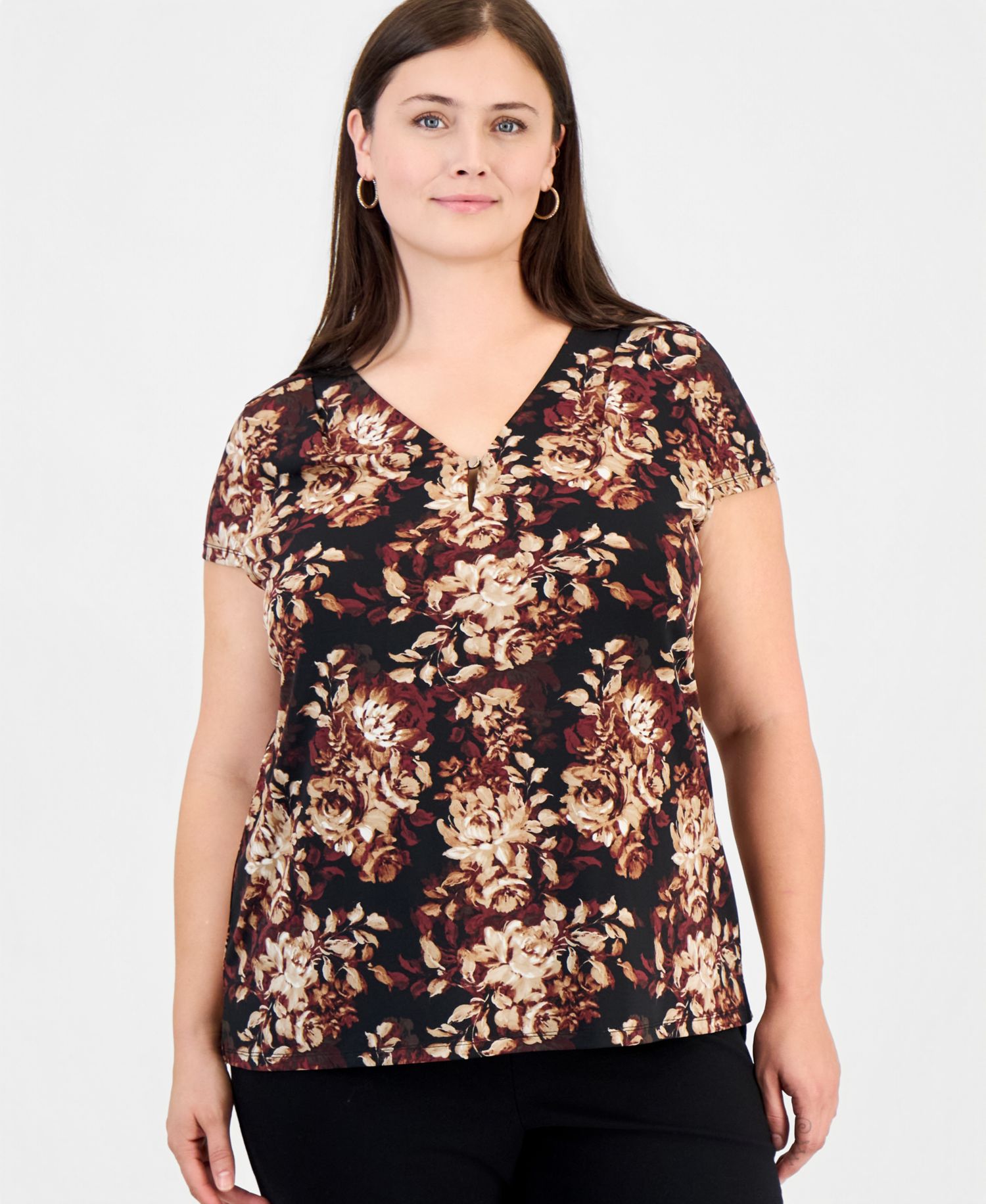 Women's Plus Size Cap Sleeve Floral Pleat Neck Blouse