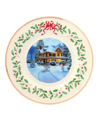 2026 Holiday Annual Victorian House Collector Plate