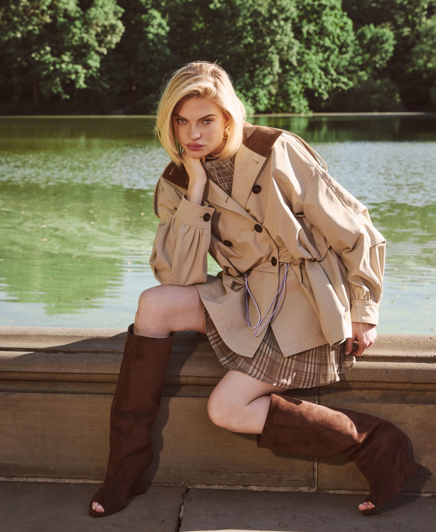 Women's Buton-Front Short Trench Coat