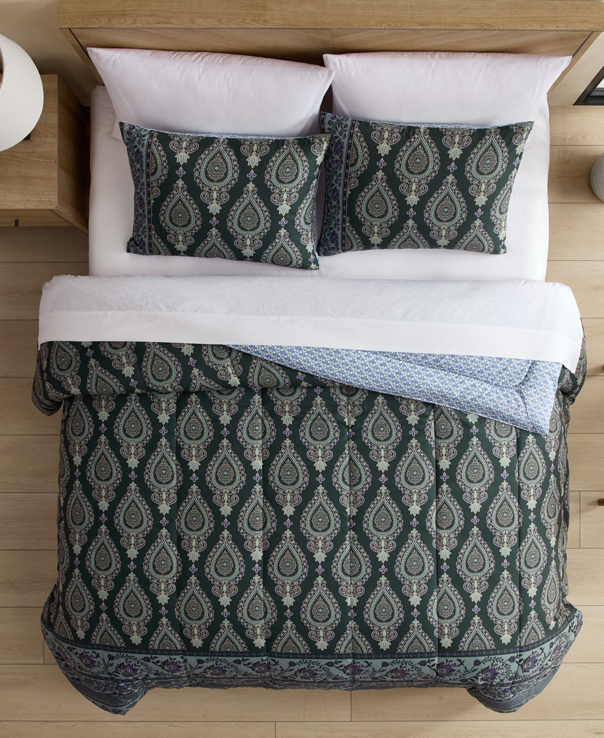 Riyan Chic 8-Piece Comforter Sets
