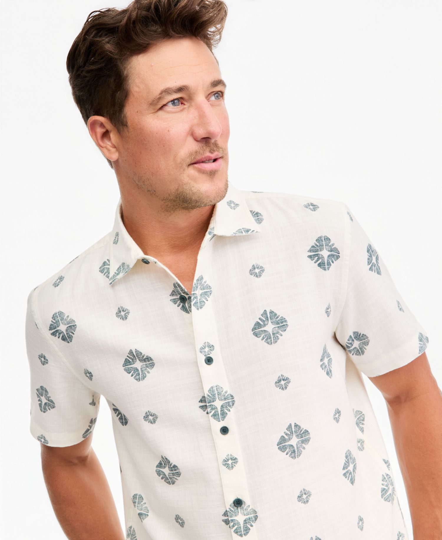 Men's Short-Sleeve Geometric Cotton Button-Up Shirt