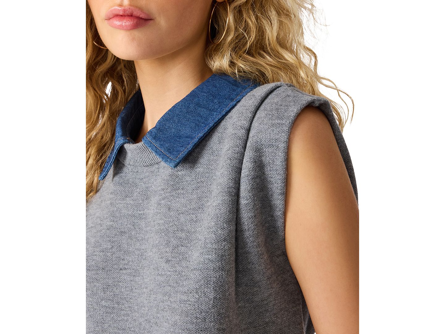 Женский свитер Steve Madden Kelson Collared Sleeveless, цвет: Угольный — фото 5