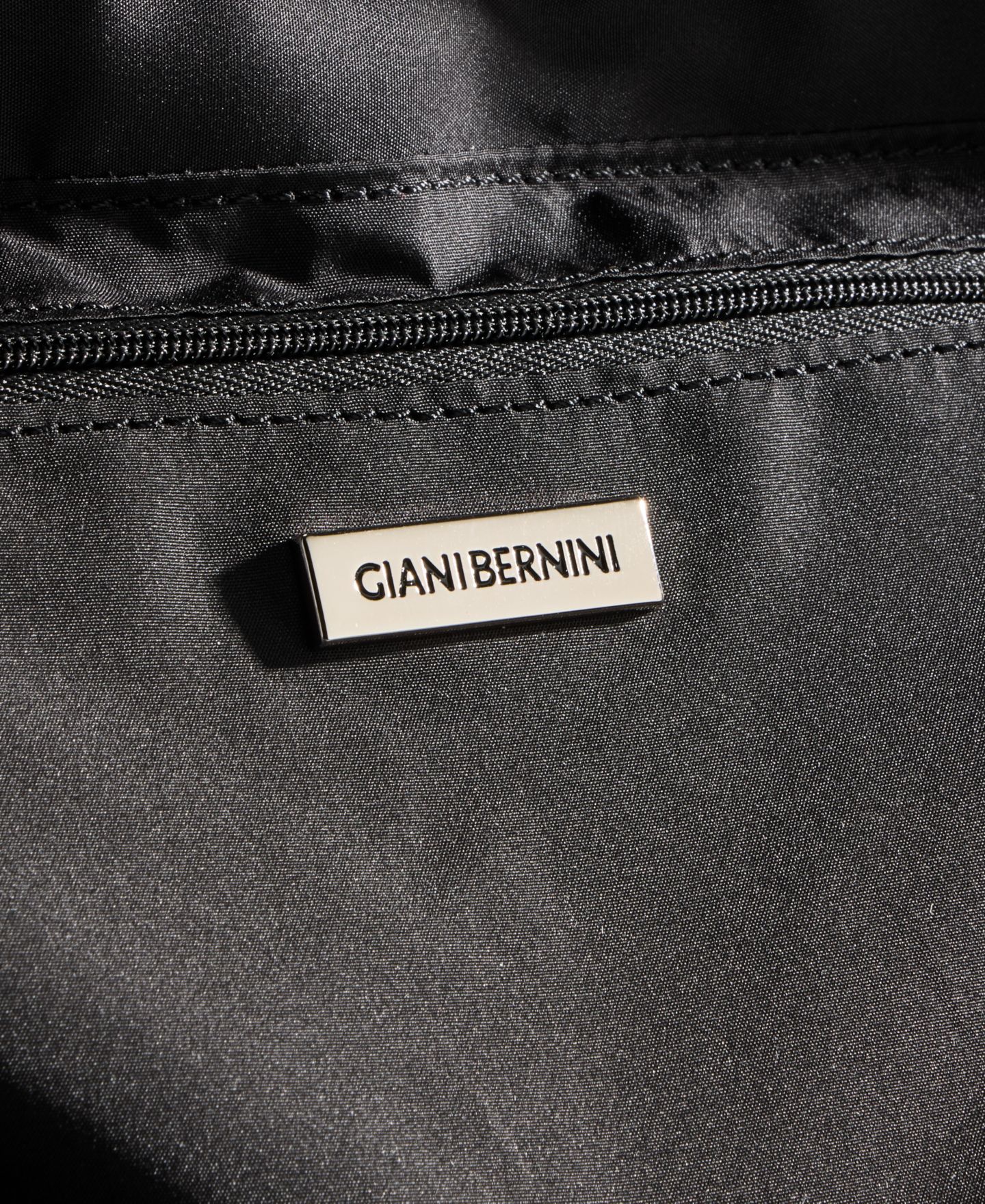 Женская сумка Giani Bernini Nappa Suede Combo Tulip Tote, цвет: Чёрный — фото 6