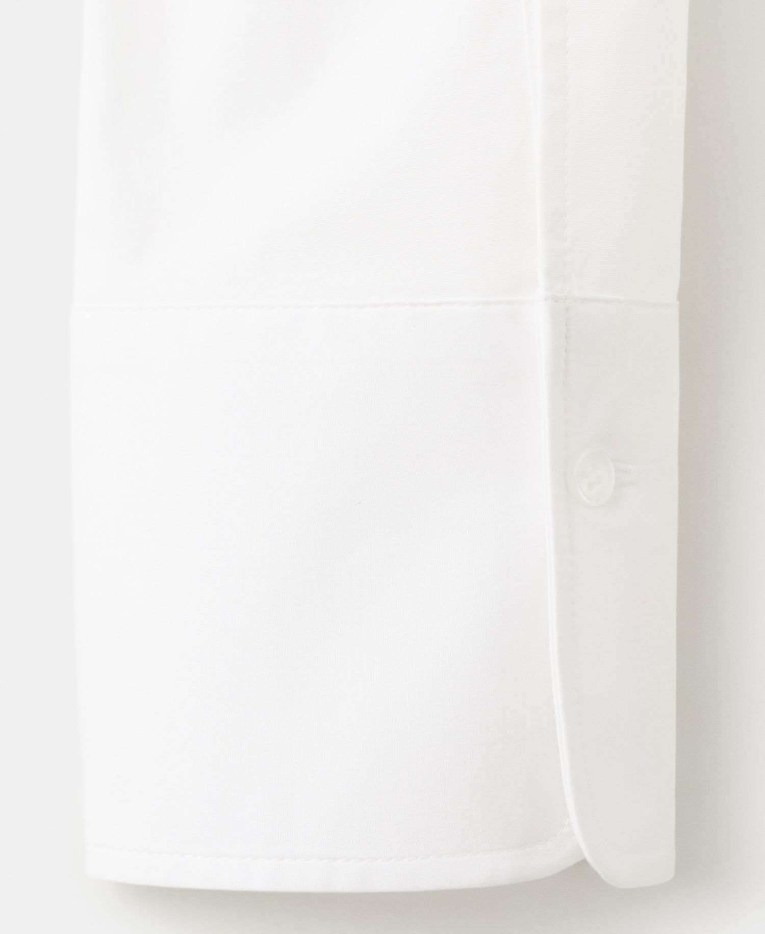 Women's Slim-Fit Poplin Shirt