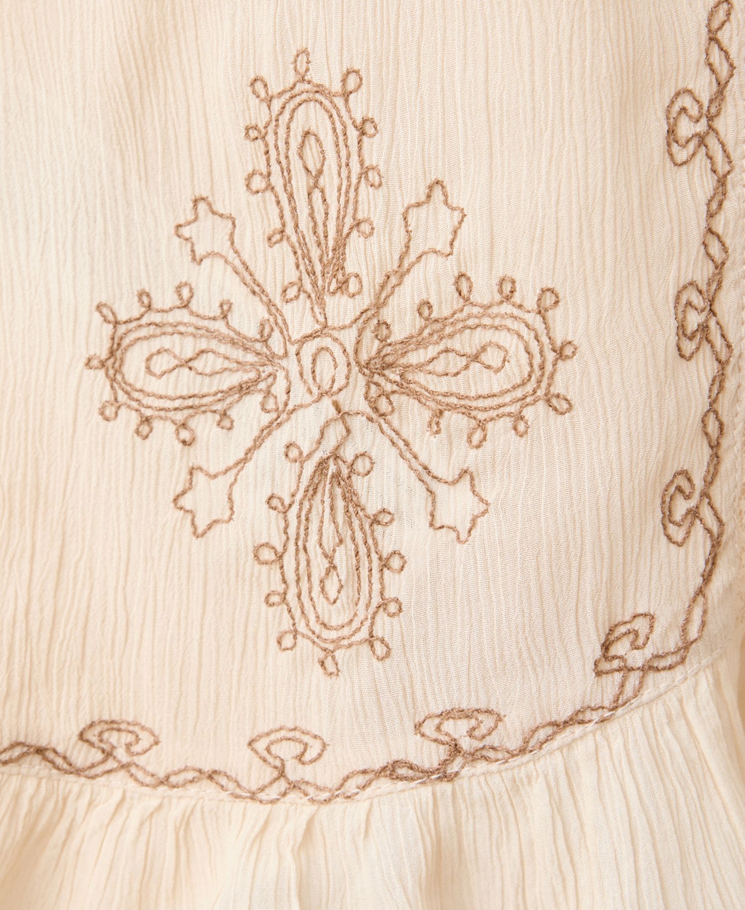 Women's Embroidered Details Crinkled Top