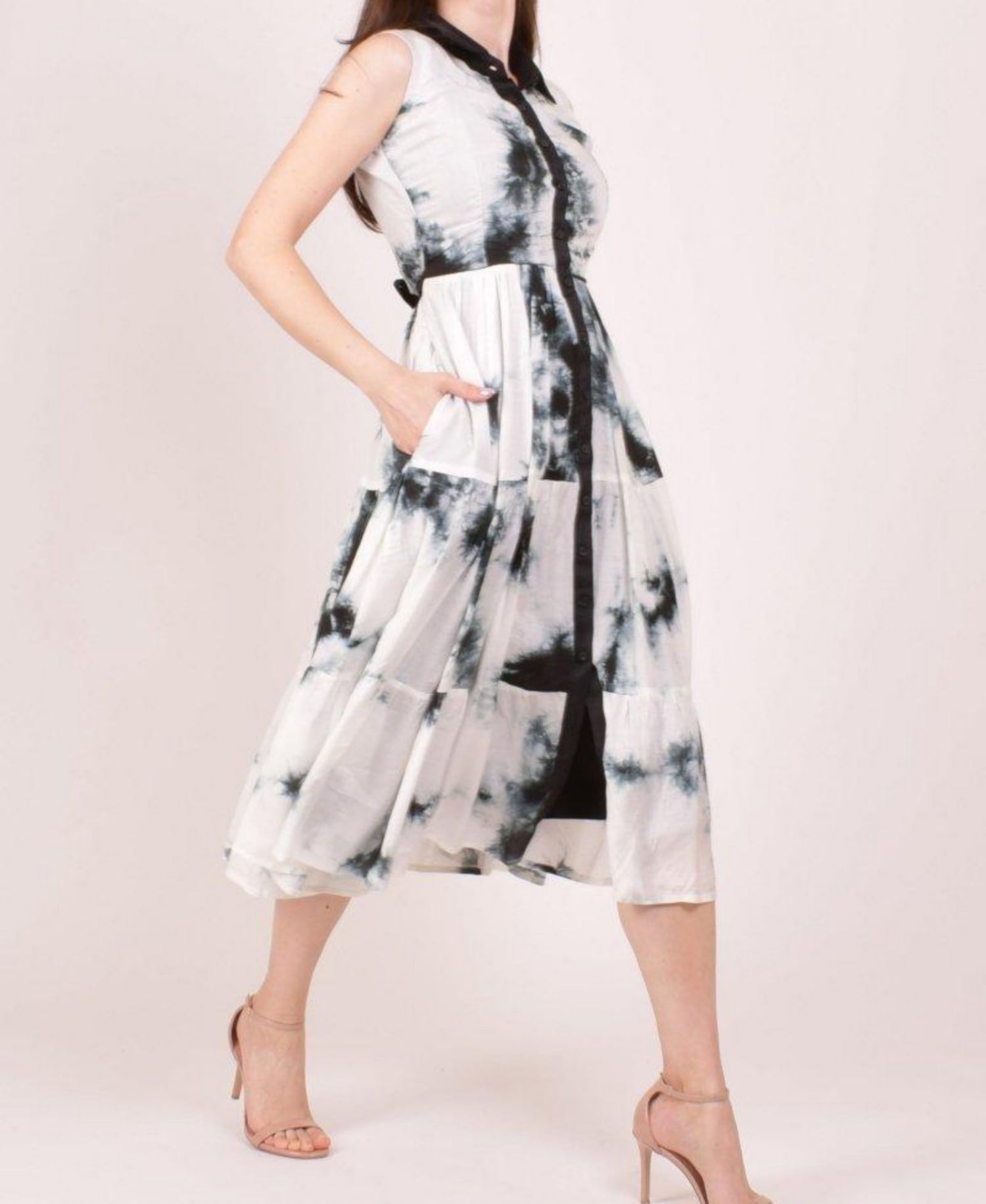 Women's Hand Tie-Dye Tiered Button Midi Dress