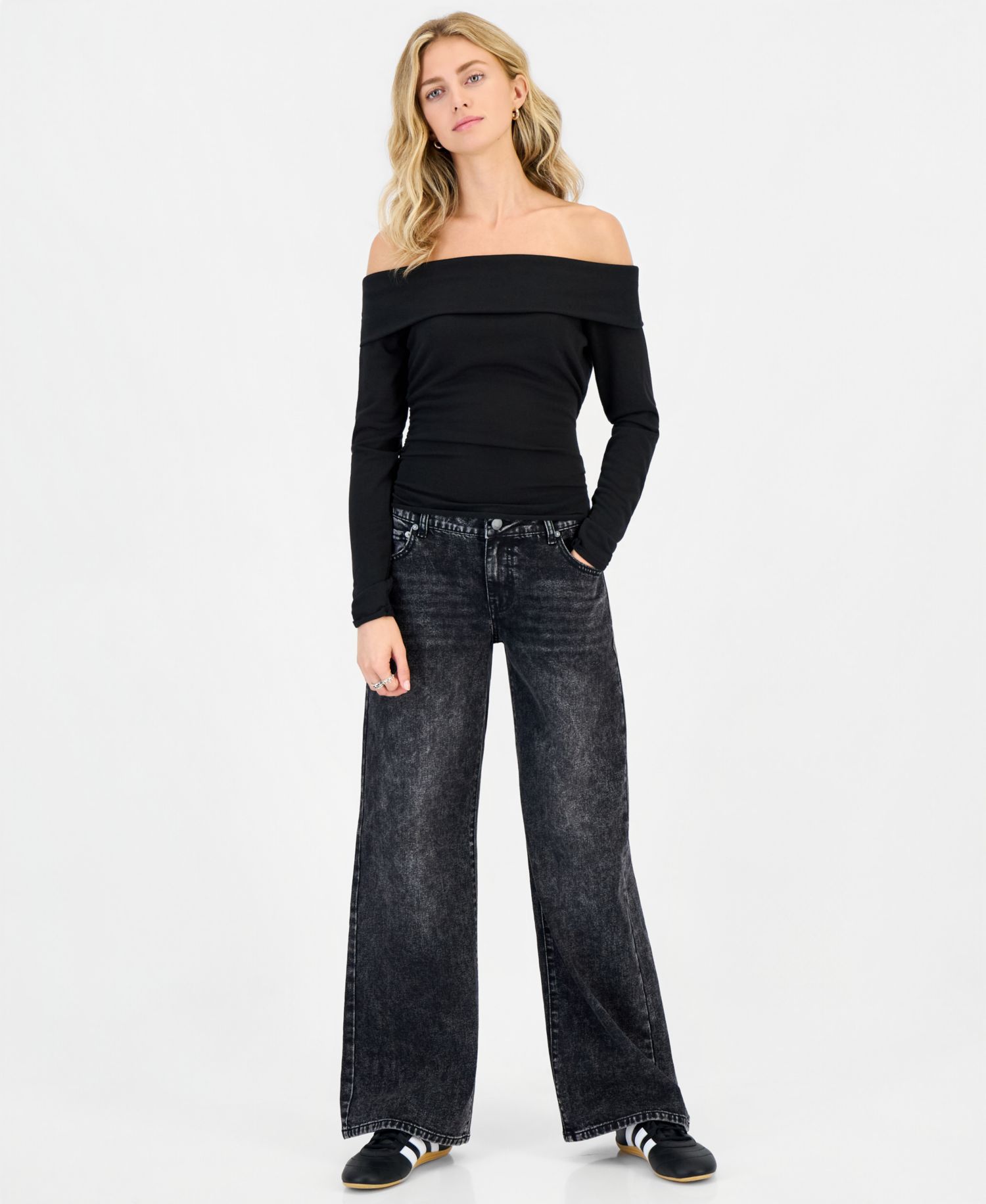 Juniors' Wide-Leg Leopard Star Patch Jeans