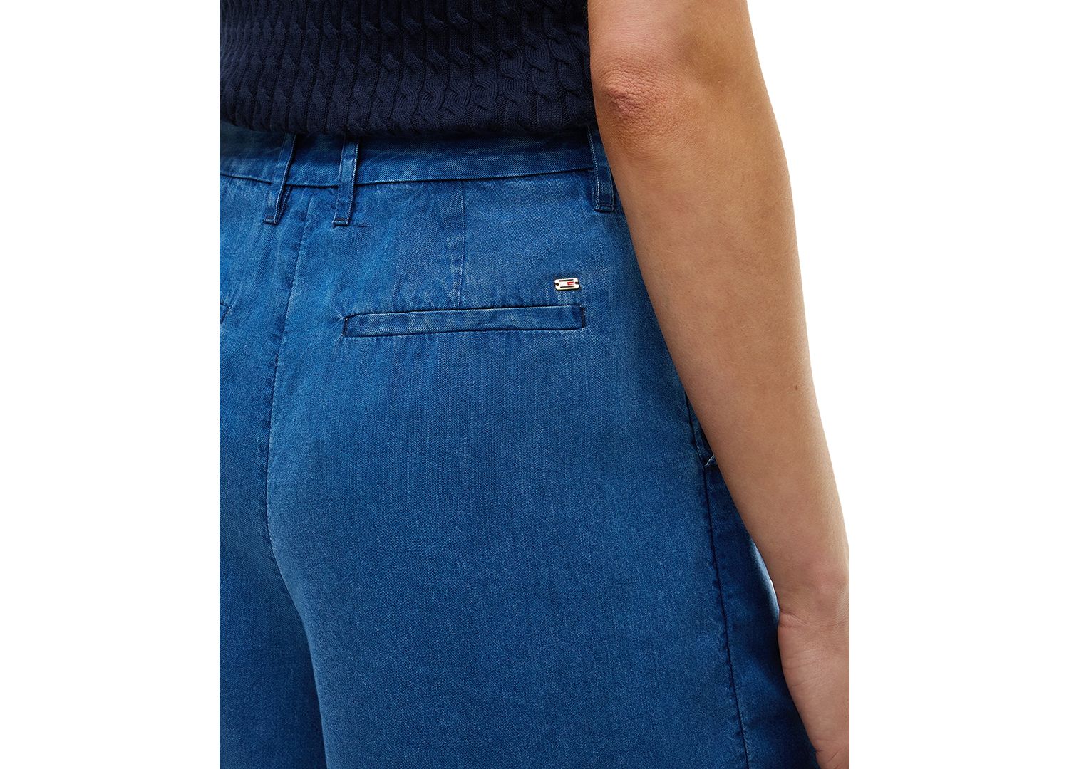 Women's High-Waisted Pleated Chambray Shorts