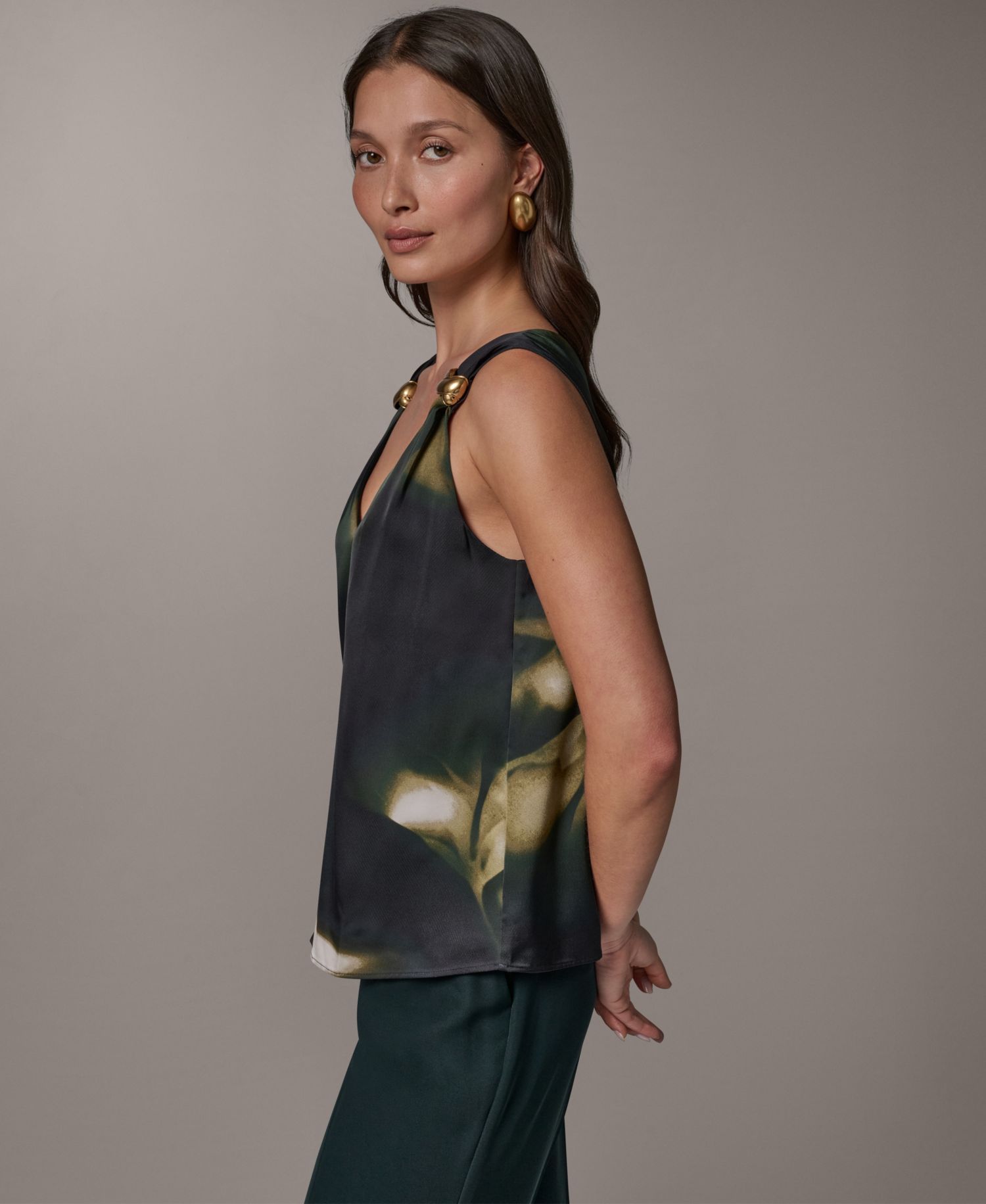 Women's Printed V-Neck Sleeveless Top
