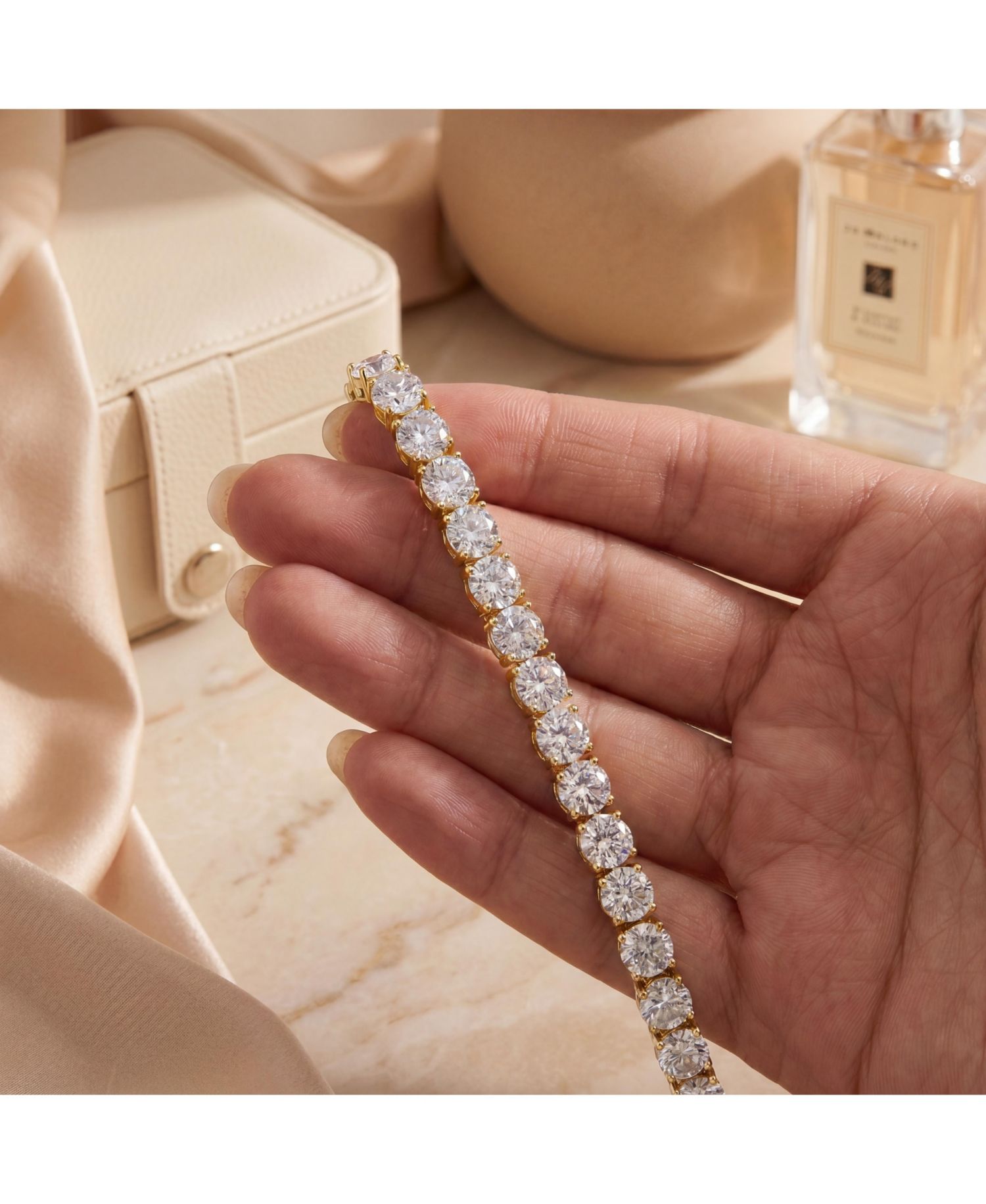 Exquisite 4MM Cubic Zirconia Slim Tennis Bracelet