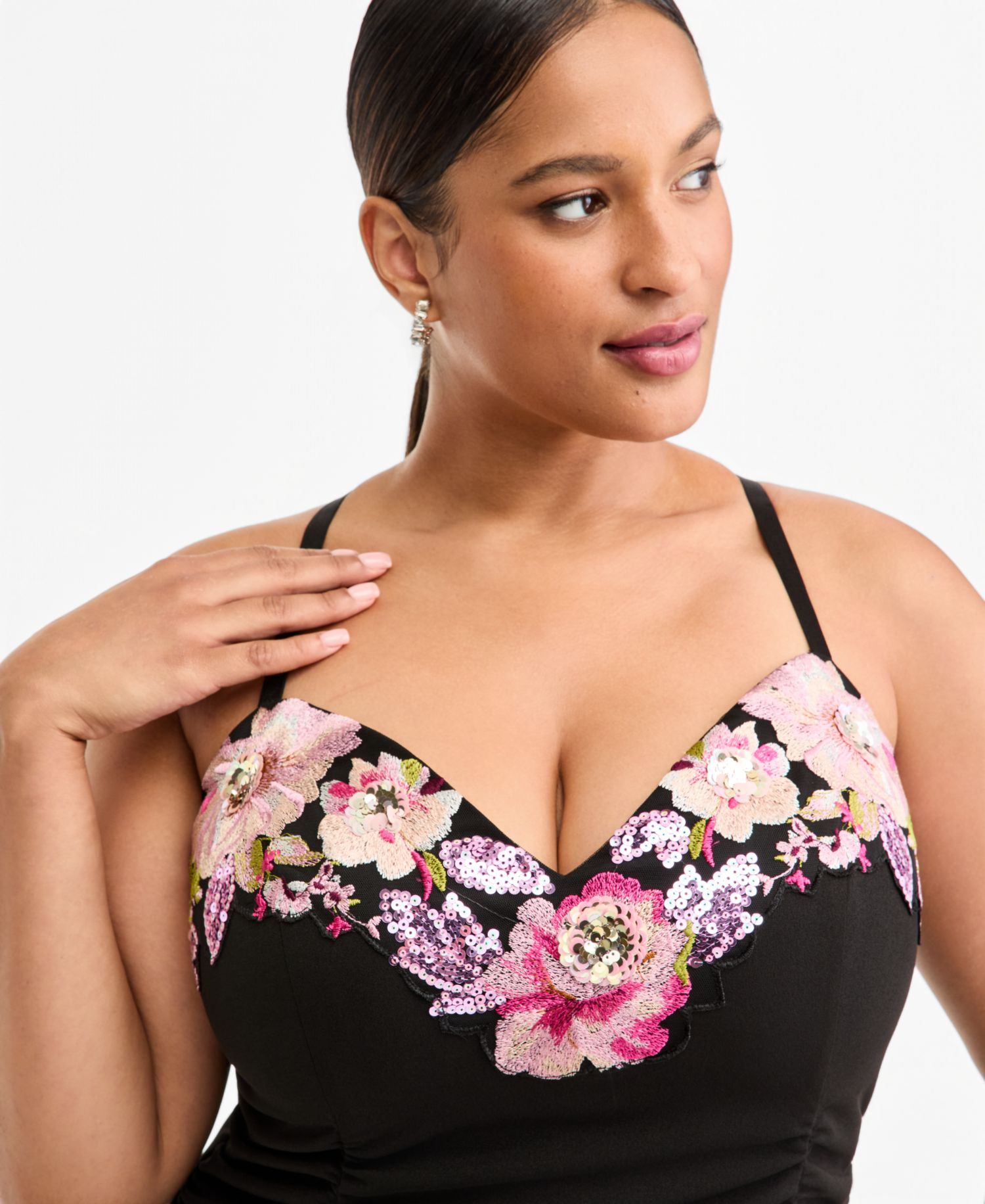 Plus Size Scuba Body-Con Sequined Embroidery Gown