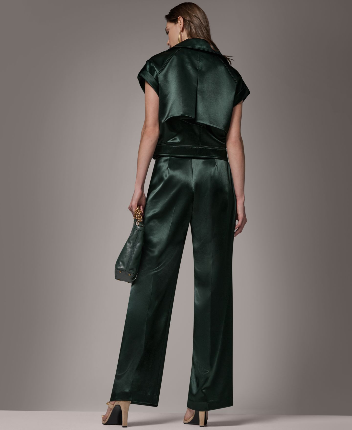Женский жилет Donna Karan New York Luxe Drape Satin Belted Vest, цвет: Чёрный тёмно-зелёный — фото 14