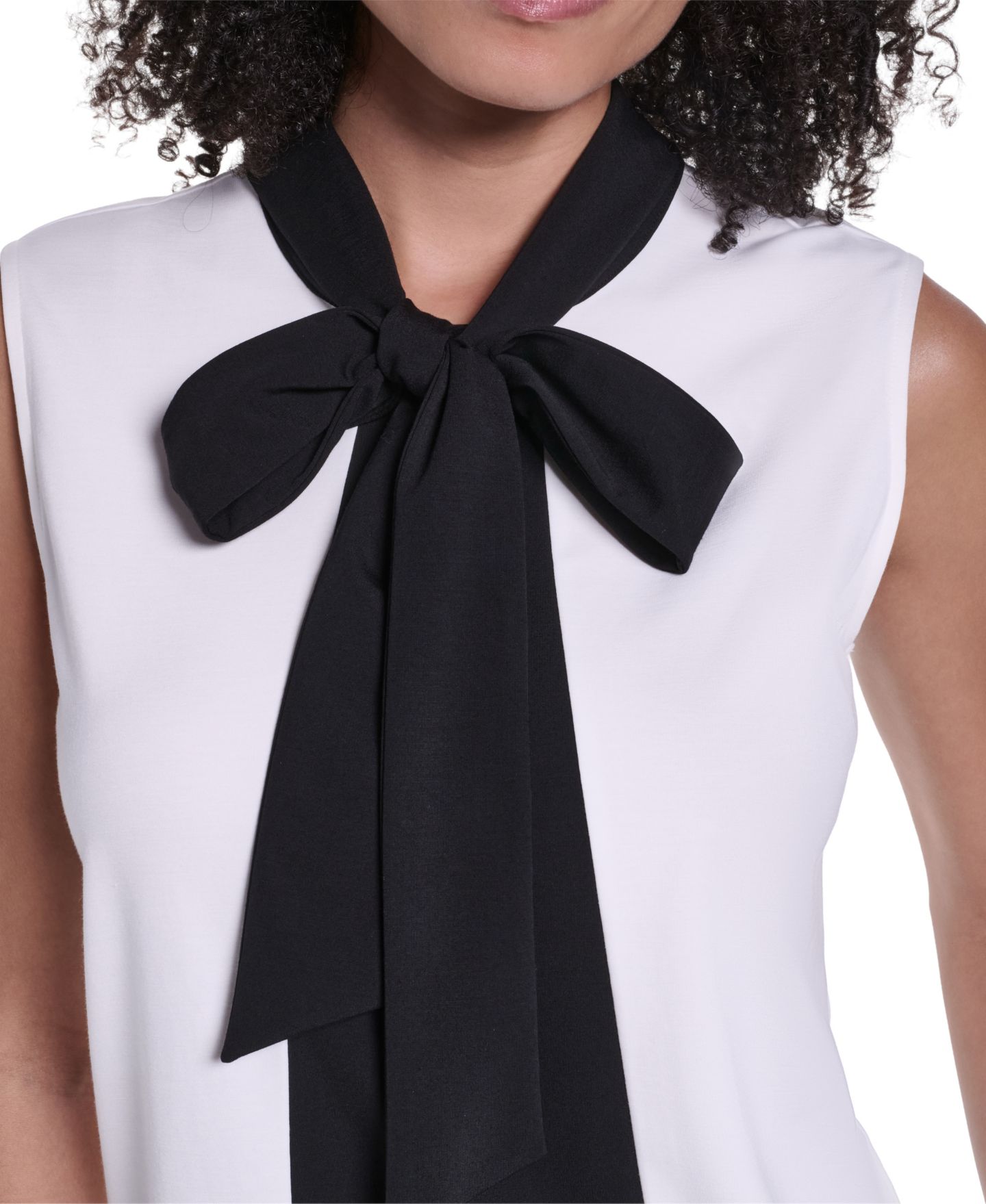 Женская блузка KARL LAGERFELD PARIS Mock Neck Keyhole Blouse, цвет: Мягкий белый / Чёрный — фото 7