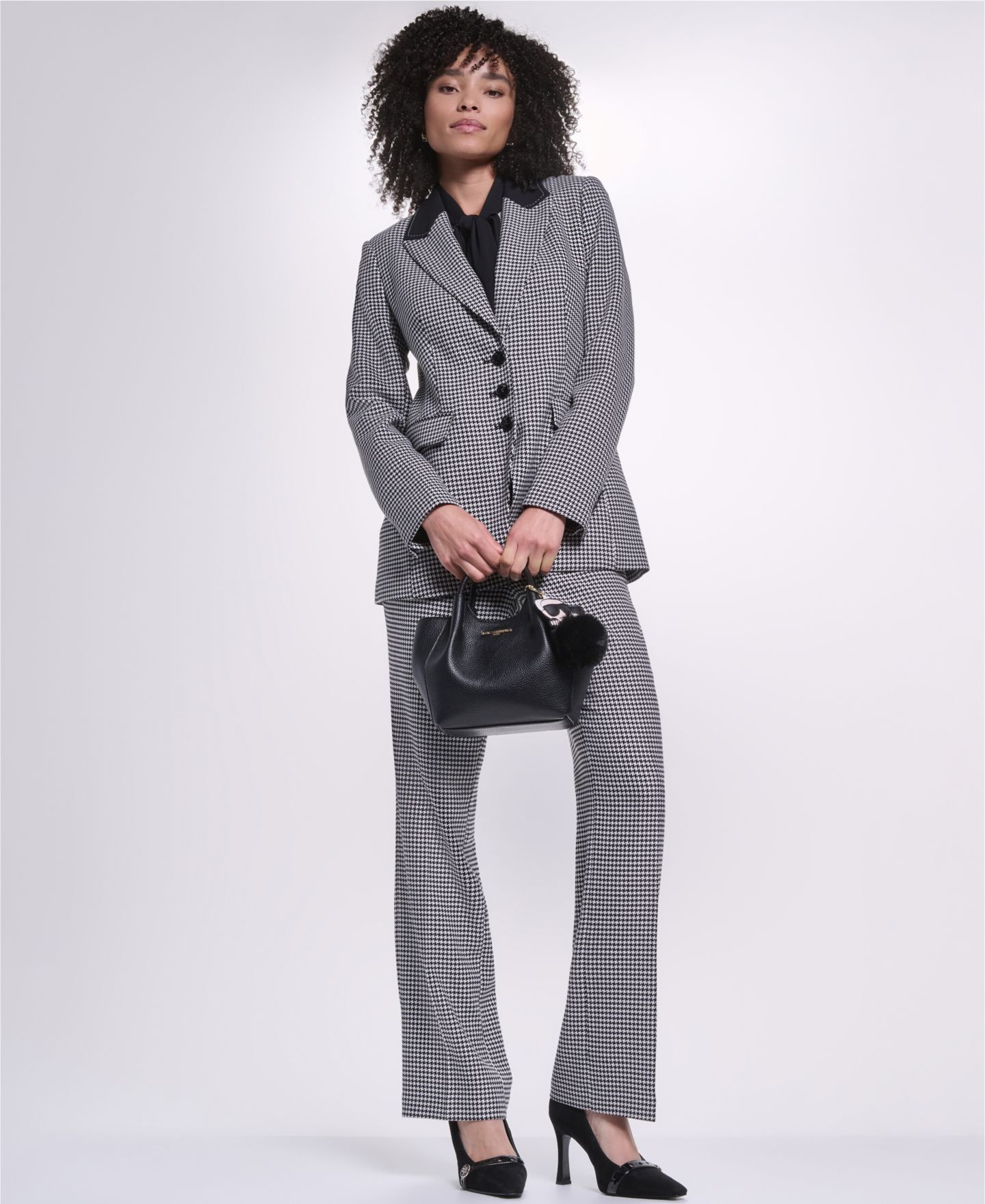 Женский пиджак KARL LAGERFELD PARIS Three-Button Blazer, цвет: Чёрный / Мягкий белый — фото 7