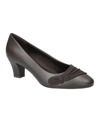 Women's Ginnifer Slip-On Pumps