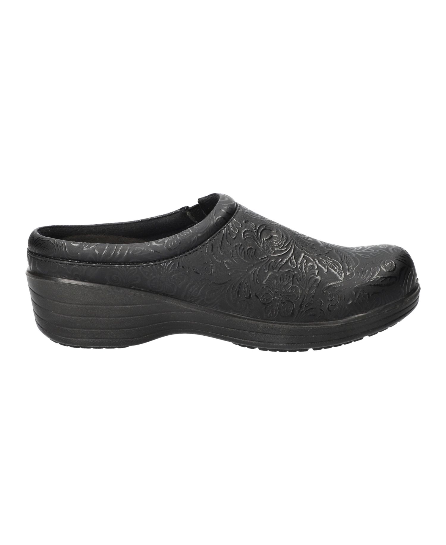Women's Beck Slip-Resistant Round Toe Clogs