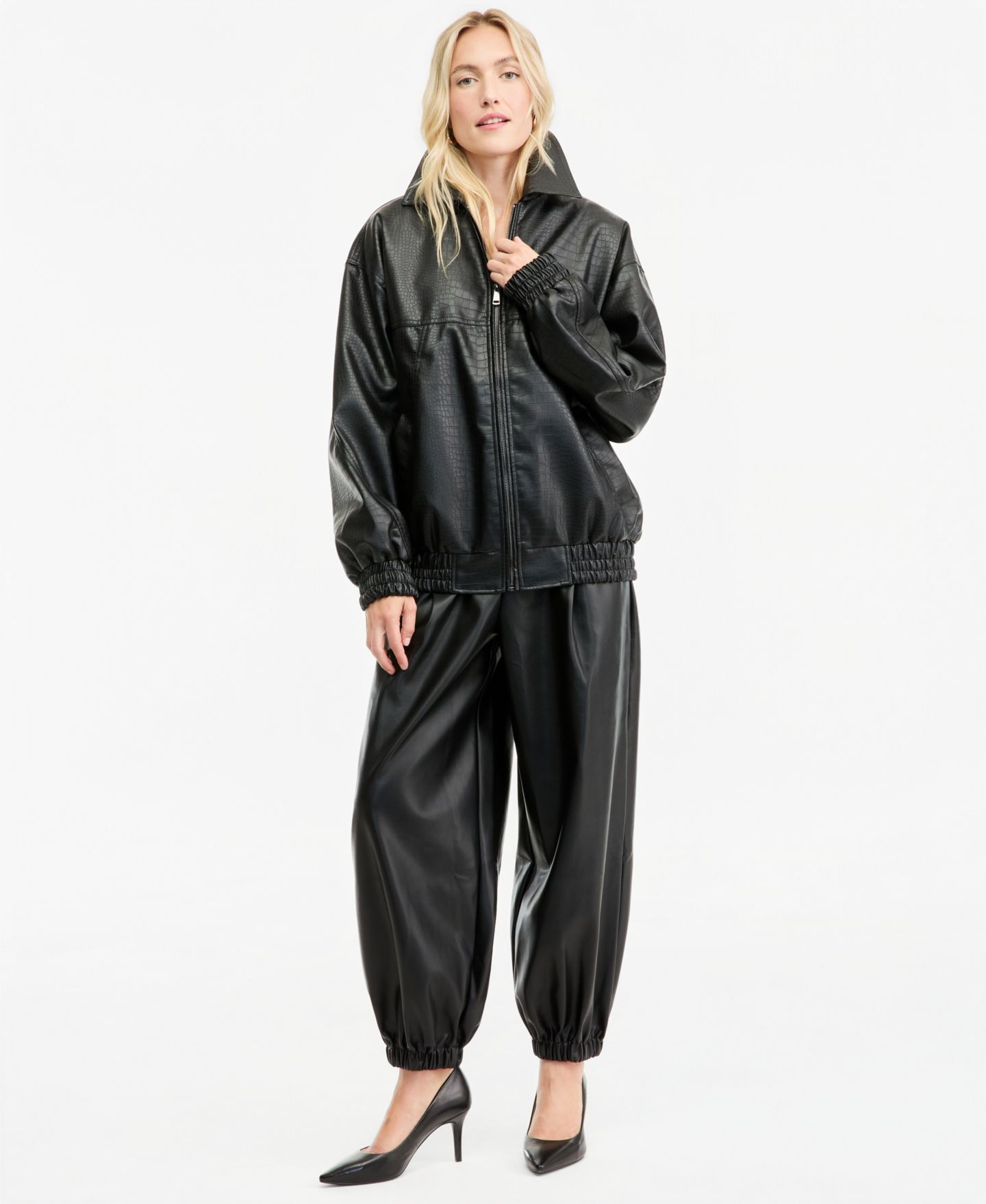 Женская куртка Bar III Croc-Embossed Faux-Leather Oversized Bomber, цвет: Чёрный — фото 2