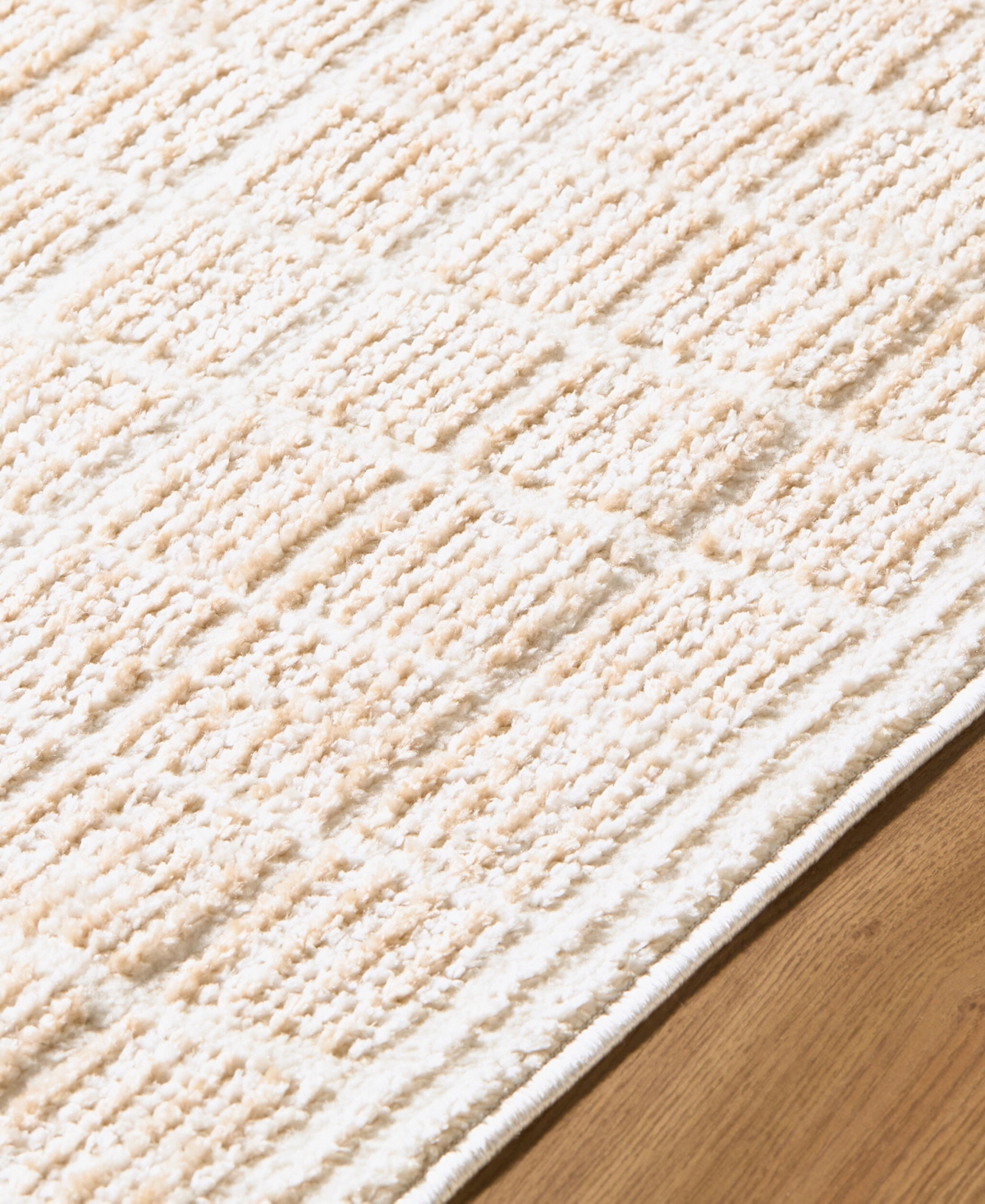 Elle Decor x Livabliss Odeon 893423 5'3"x7' Area Rug