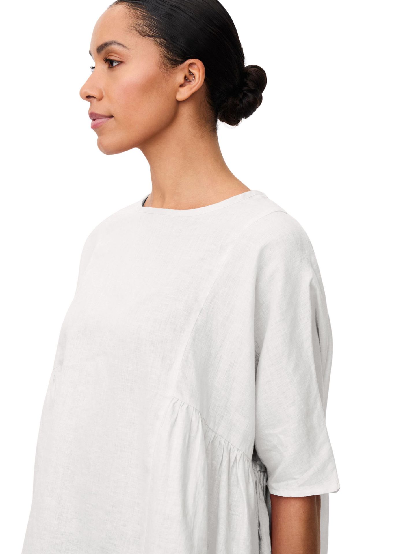 Женская блузка Masai Copenhagen Mablissea Oversized Short-Sleeve Linen, цвет: Белый — фото 4