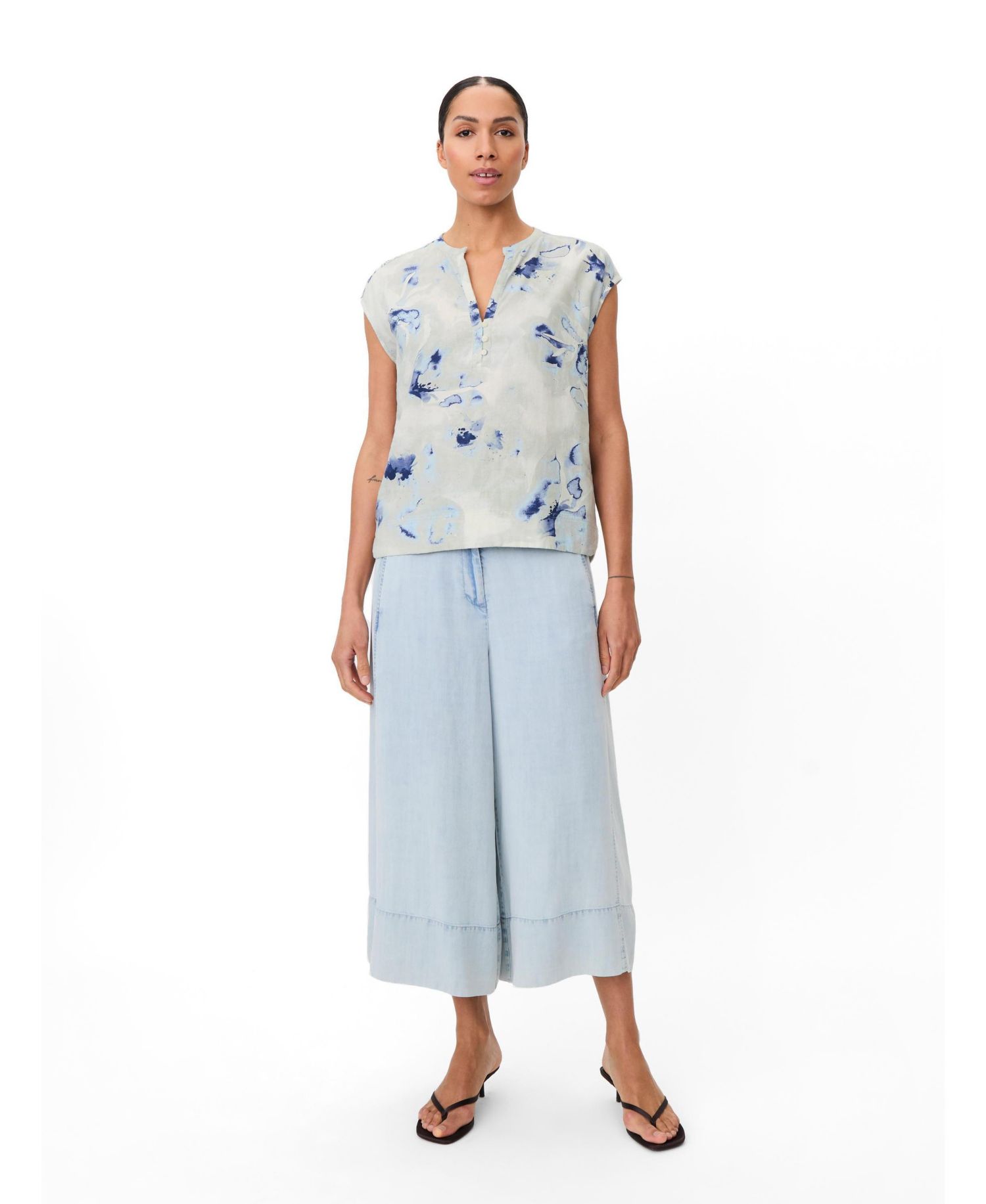 Women's Maelphira Floral Cap-Sleeve Linen-Viscose Blend Blouse