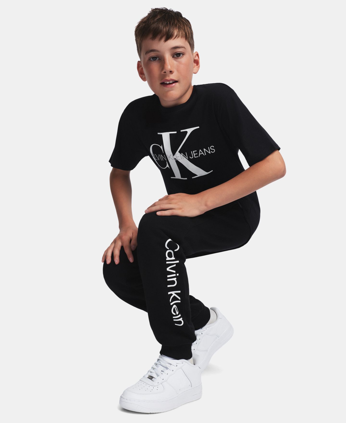 Футболка Calvin Klein Old School Monologo T-Shirt для мальчиков, цвет: Чёрный — фото 2