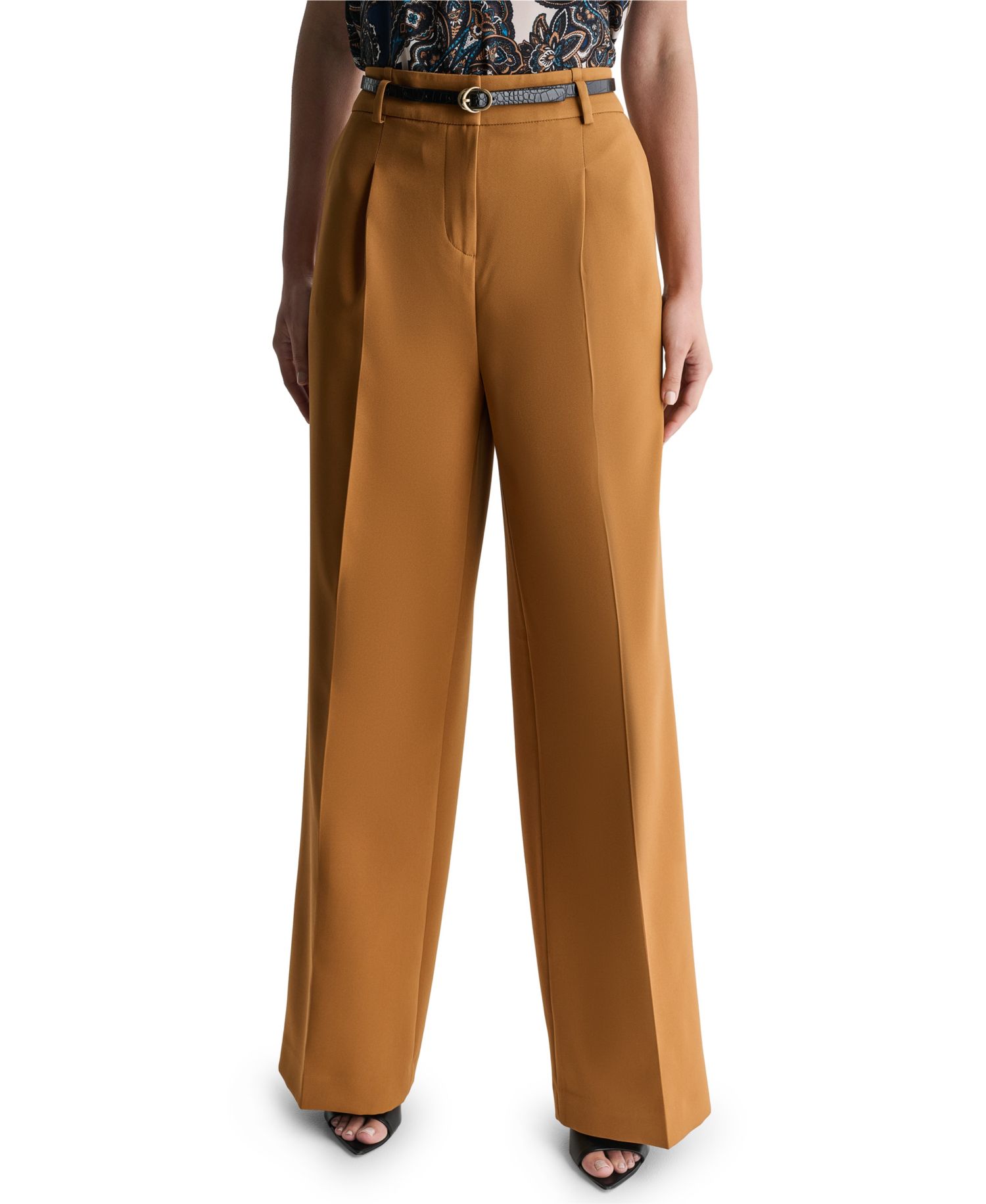 Women's Pleated Wide-Leg Pant