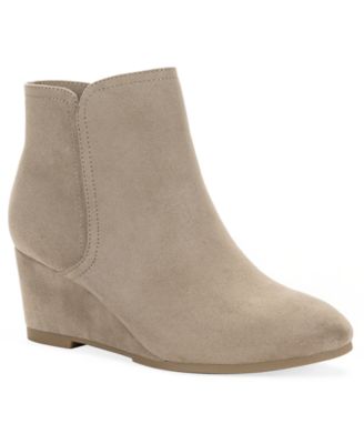 Women's Portiaa Round Toe Wedge Dress Booties