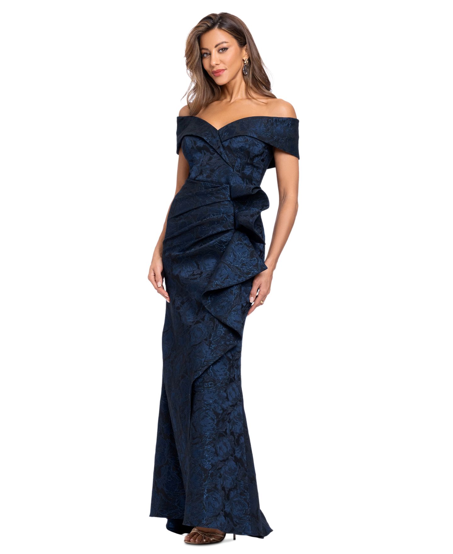 Женские платья XSCAPE Off-the-Shoulder Brocade Ruffle Gown, цвет: Тёмно-синий / Чёрный — фото 2
