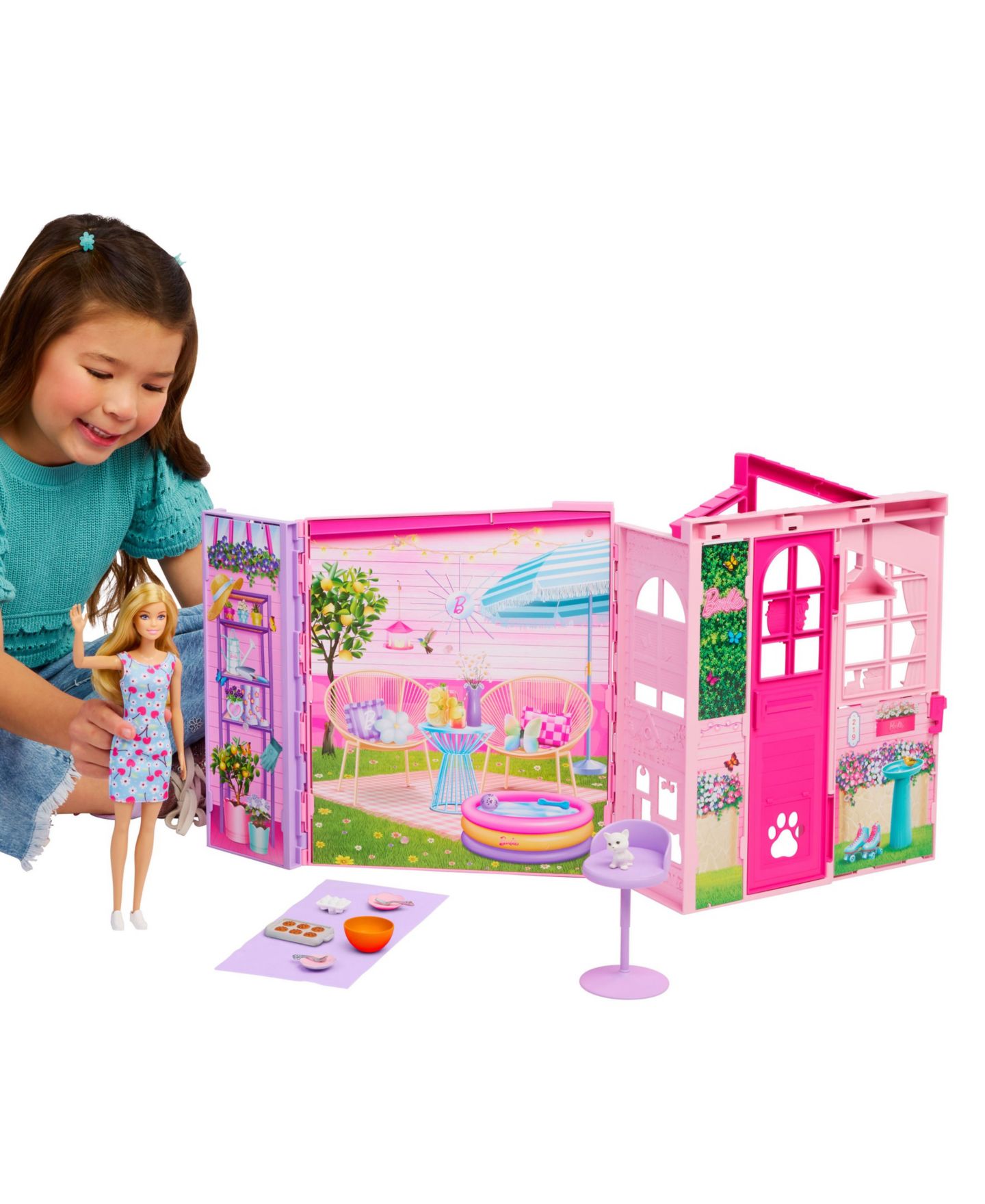 Складной кукольный домик Barbie Weekend Escape с 4 игровыми зонами, куклой, 10 аксессуаров — фото 4