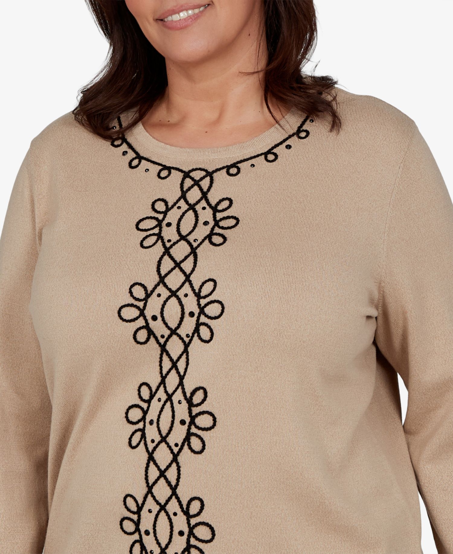 Plus Size Center Scroll Soutache Crewneck 3/4-Sleeve Sweater