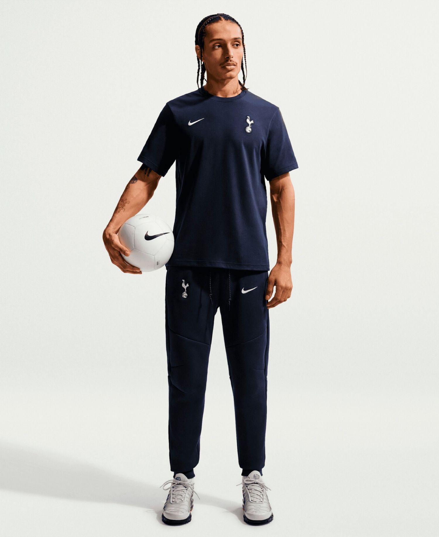 Men's Navy Tottenham Hotspur Tech Fleece Jogger Pants