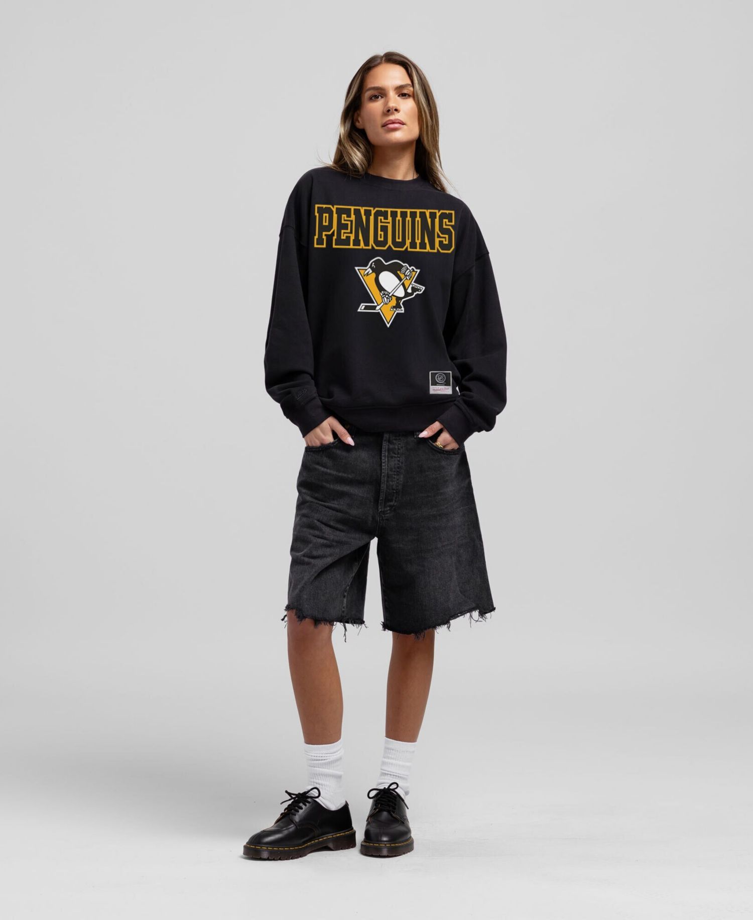Women's Black Pittsburgh Penguins Core Oversized Sweatshirt