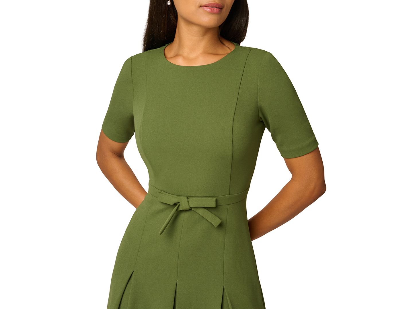 Женское платье Adrianna Papell Petite Bow-Front Pleated A-Line, цвет: Оливковый кипарисовый — фото 2