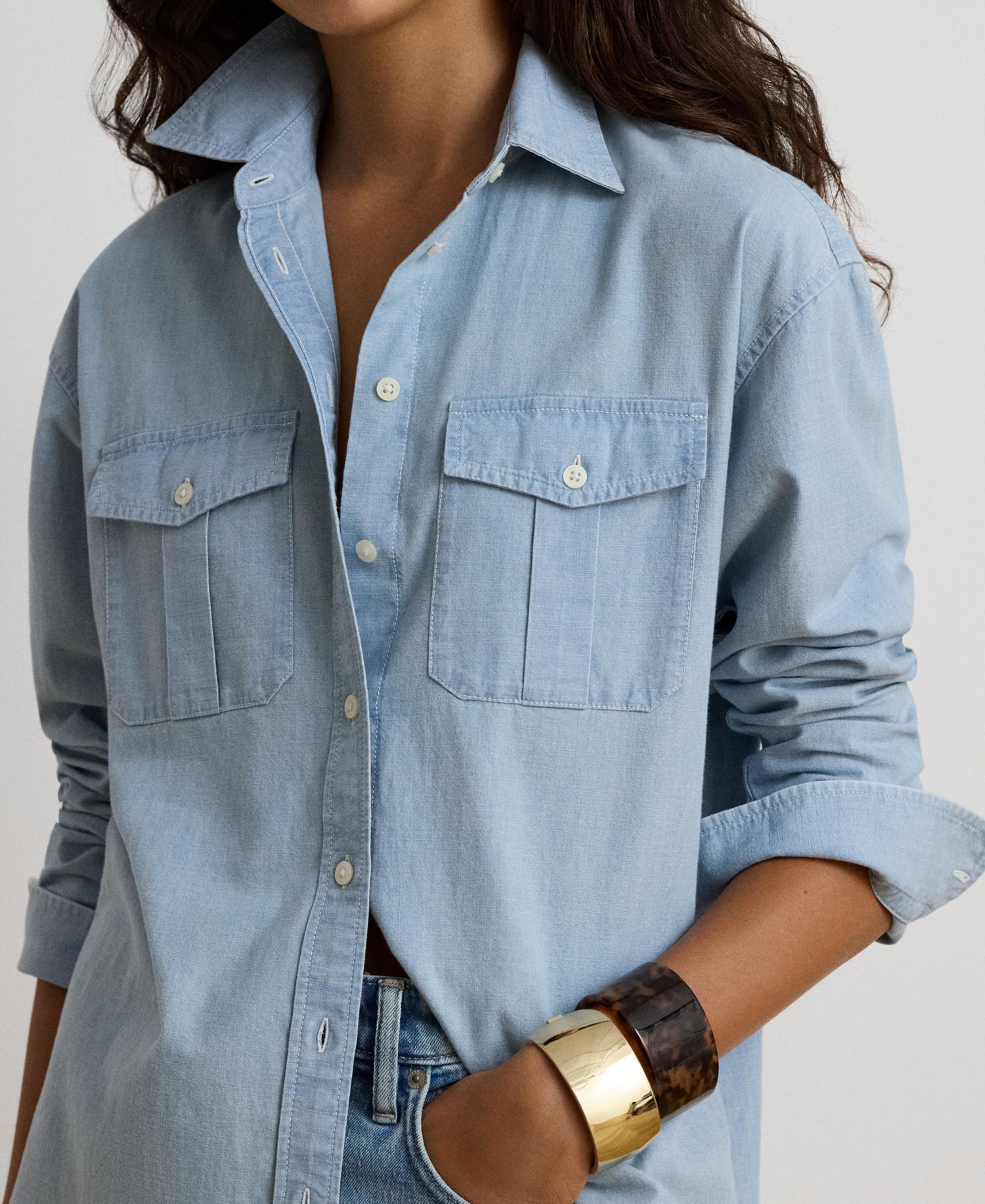 Women's Chambray Button-Up Long-Sleeve Shirt
