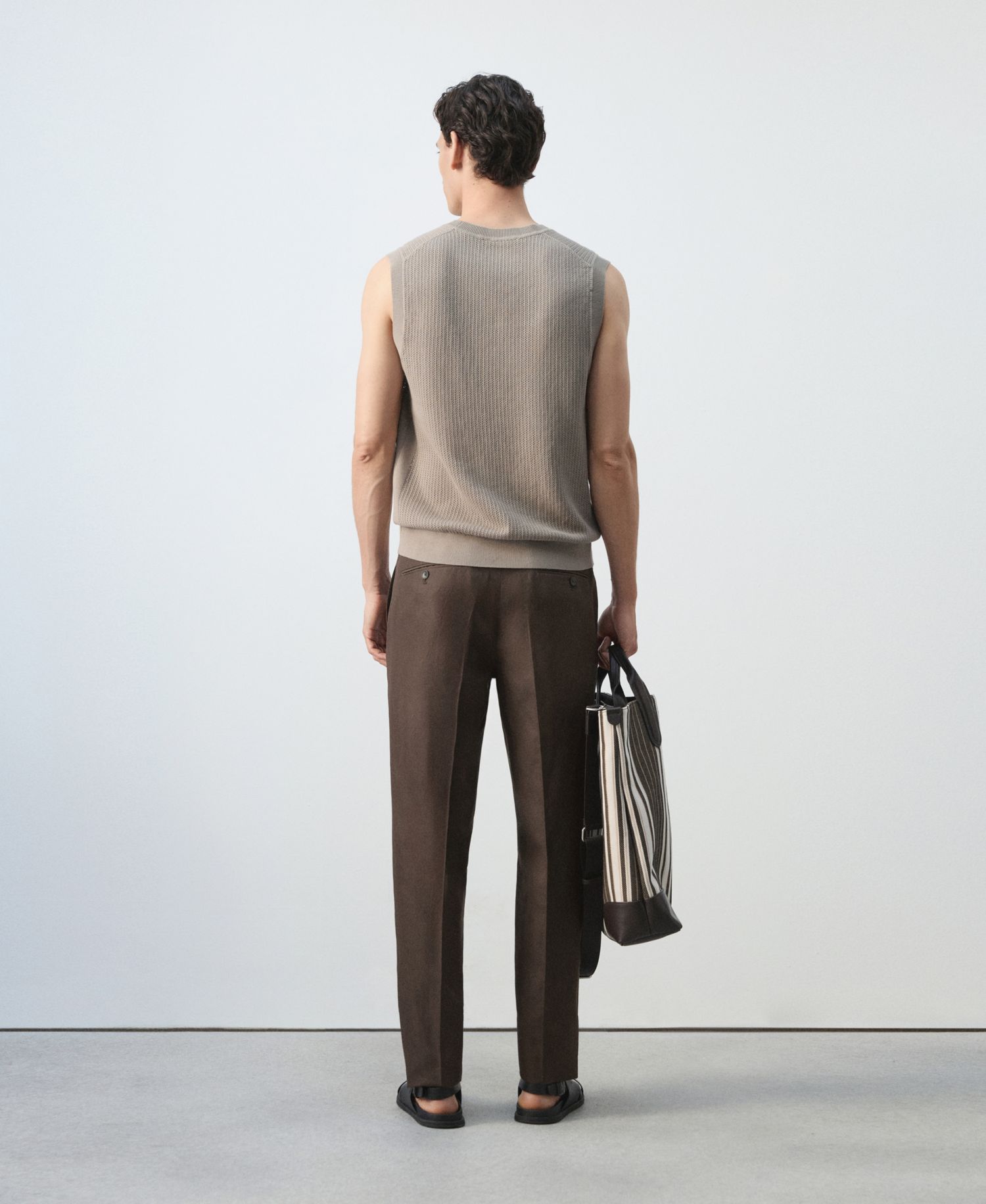 Men's Fine-Knit Vest