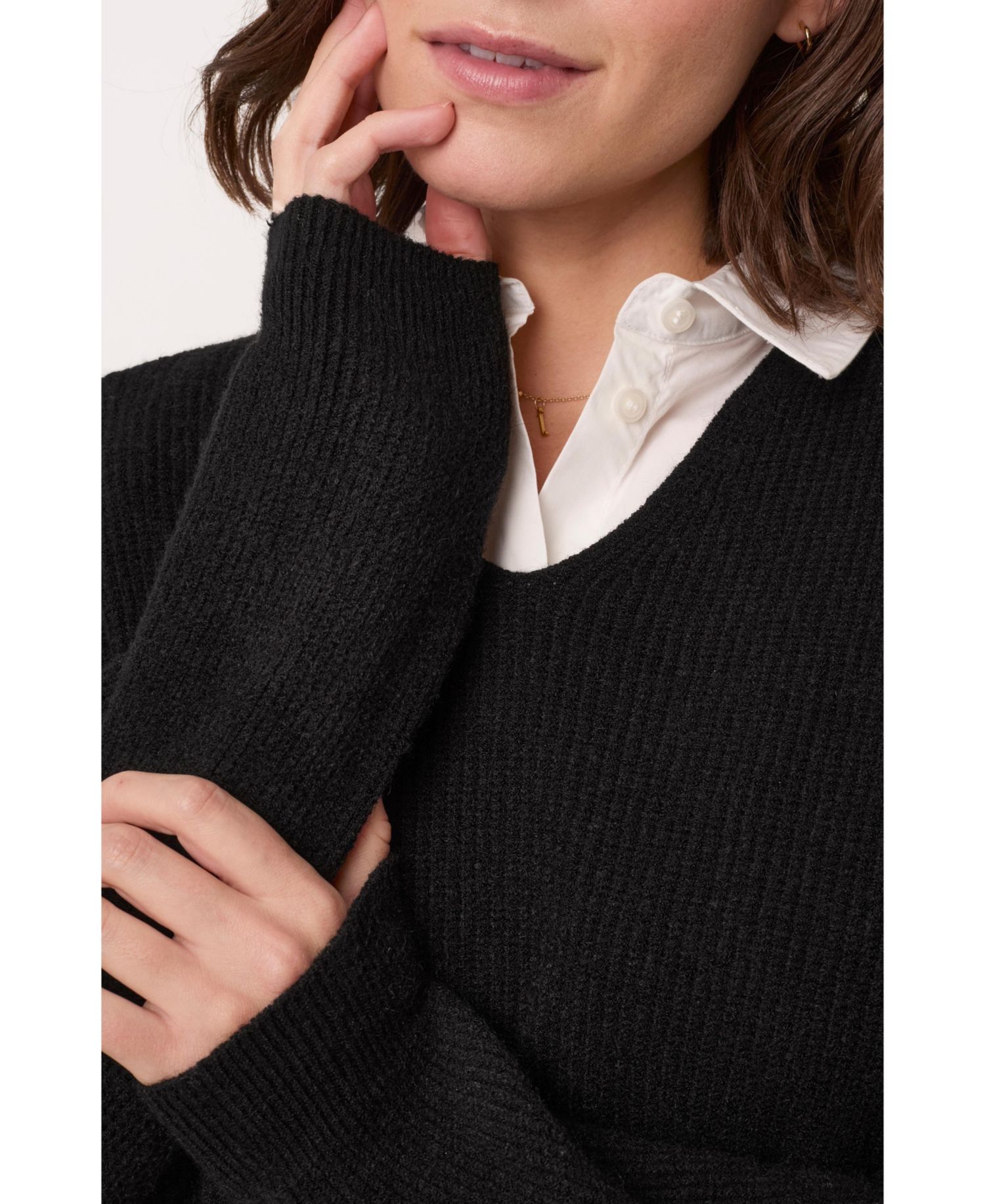 Women's Ribbed V-Neck Jumper