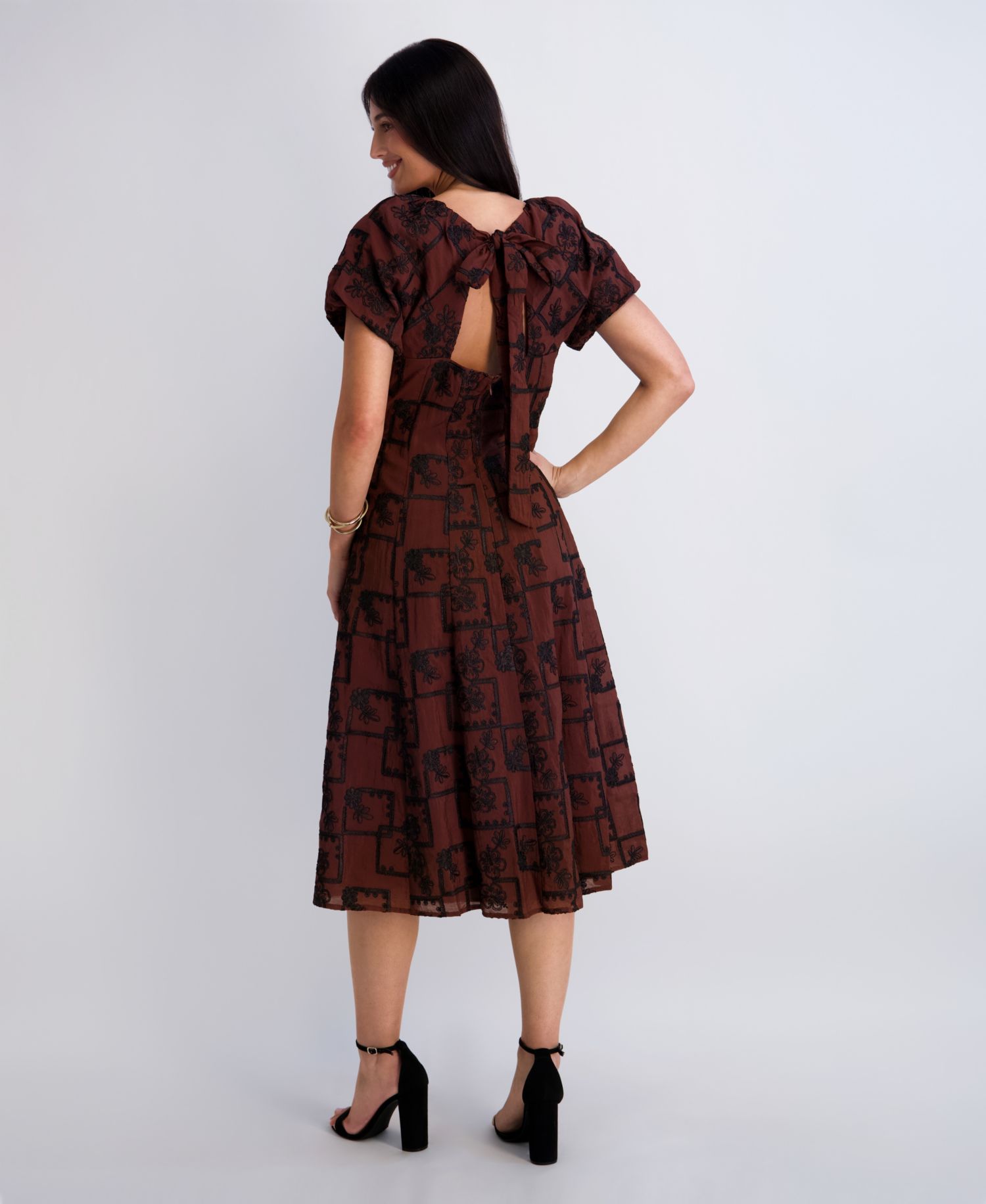 EMBROIDERED WOVEN