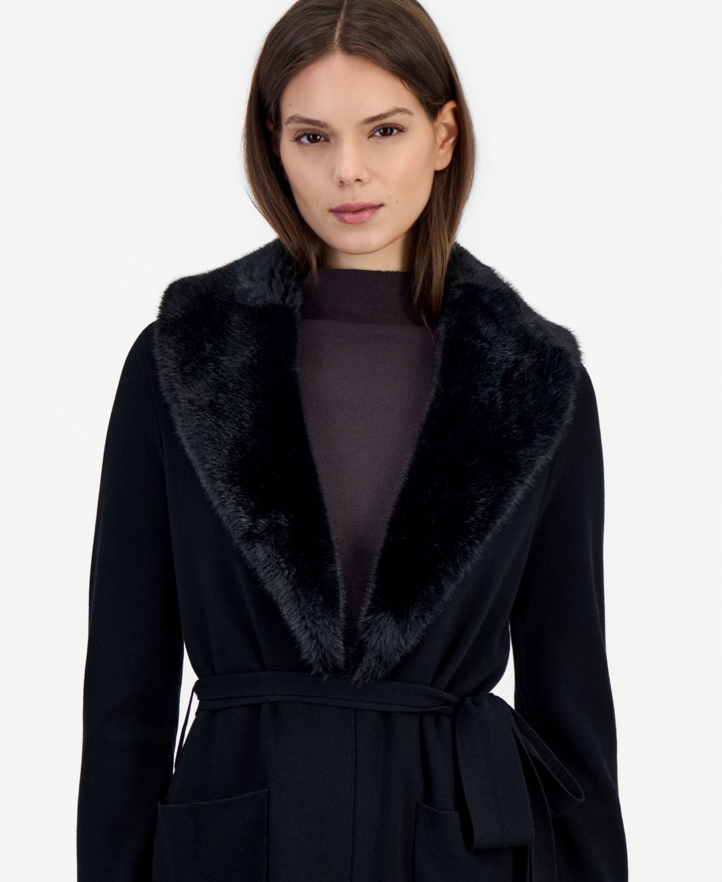 Женская куртка Tahari ASL Faux Fur Shawl Collar Mid-Length, цвет: Чёрный — фото 2
