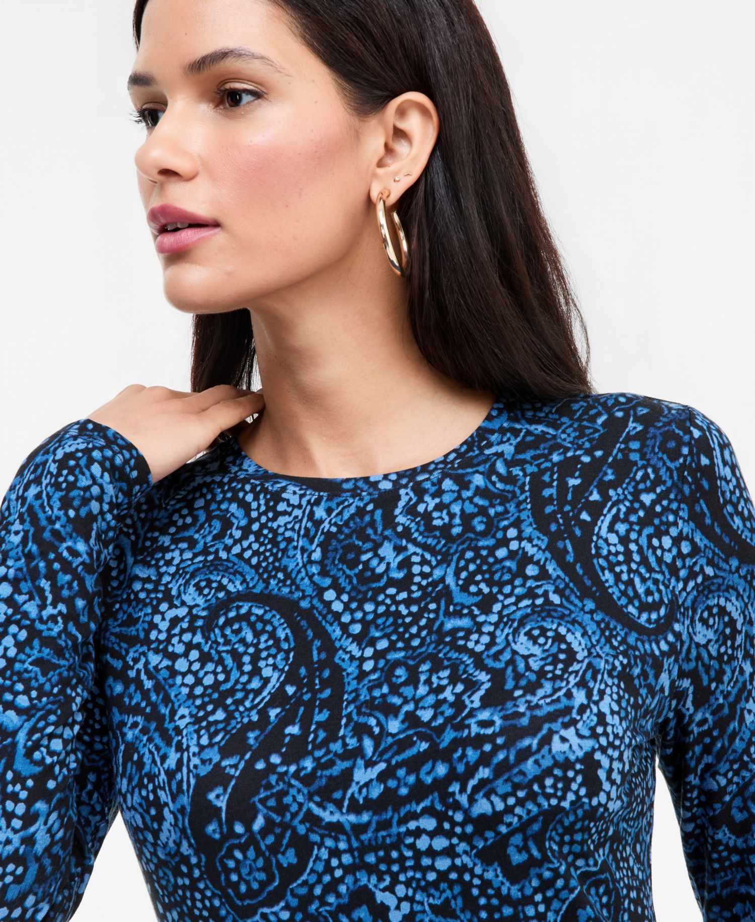 Women's Long-Sleeve Paisley Knit Top