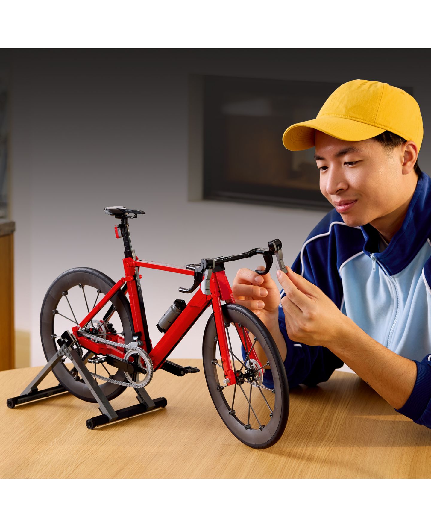 Детский конструктор LEGO® Icons Road Bike Building Set 11380, 1015 Pieces — фото 3